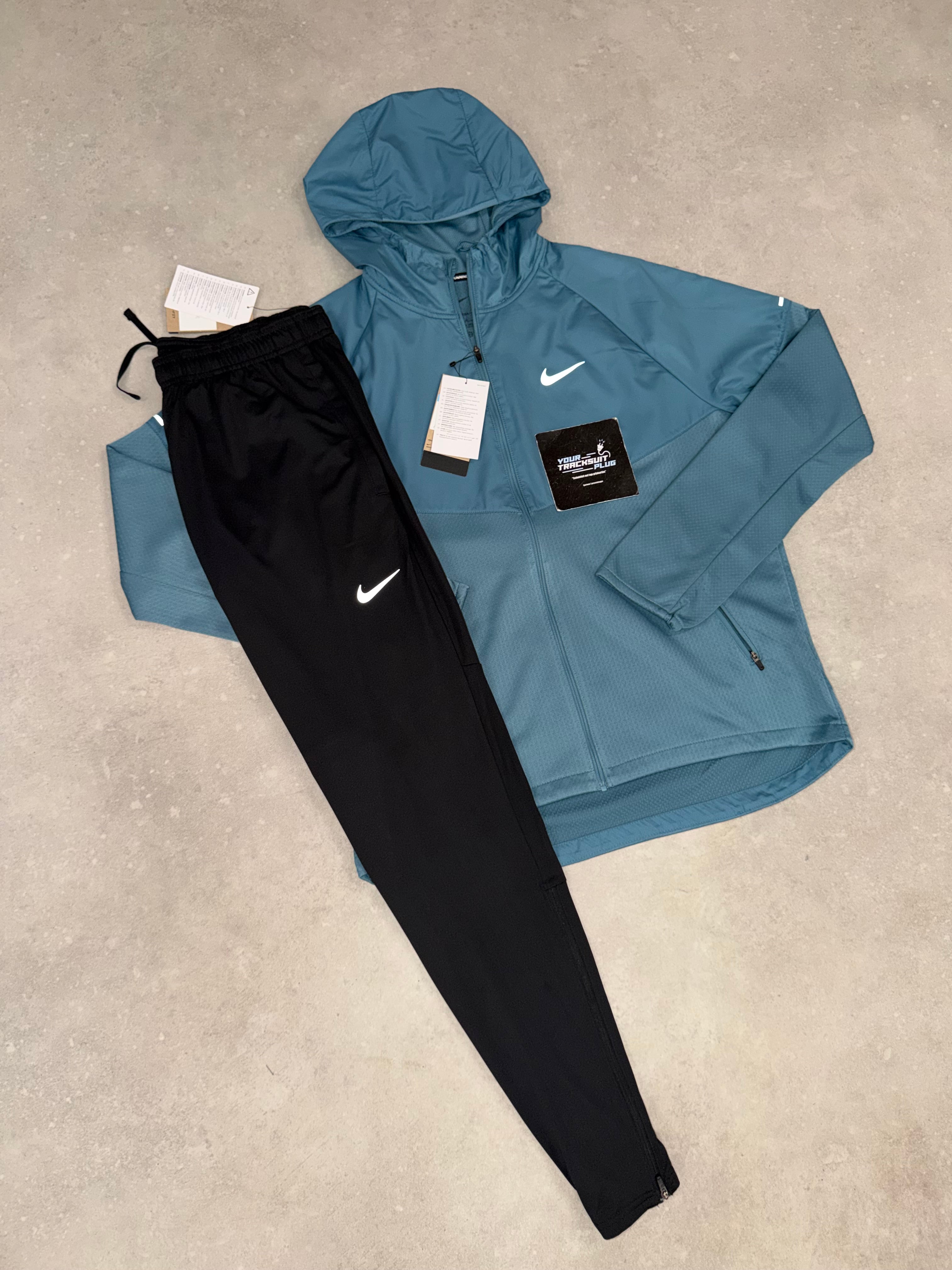 NIKE TRACKSUIT // LIMITED EDITION