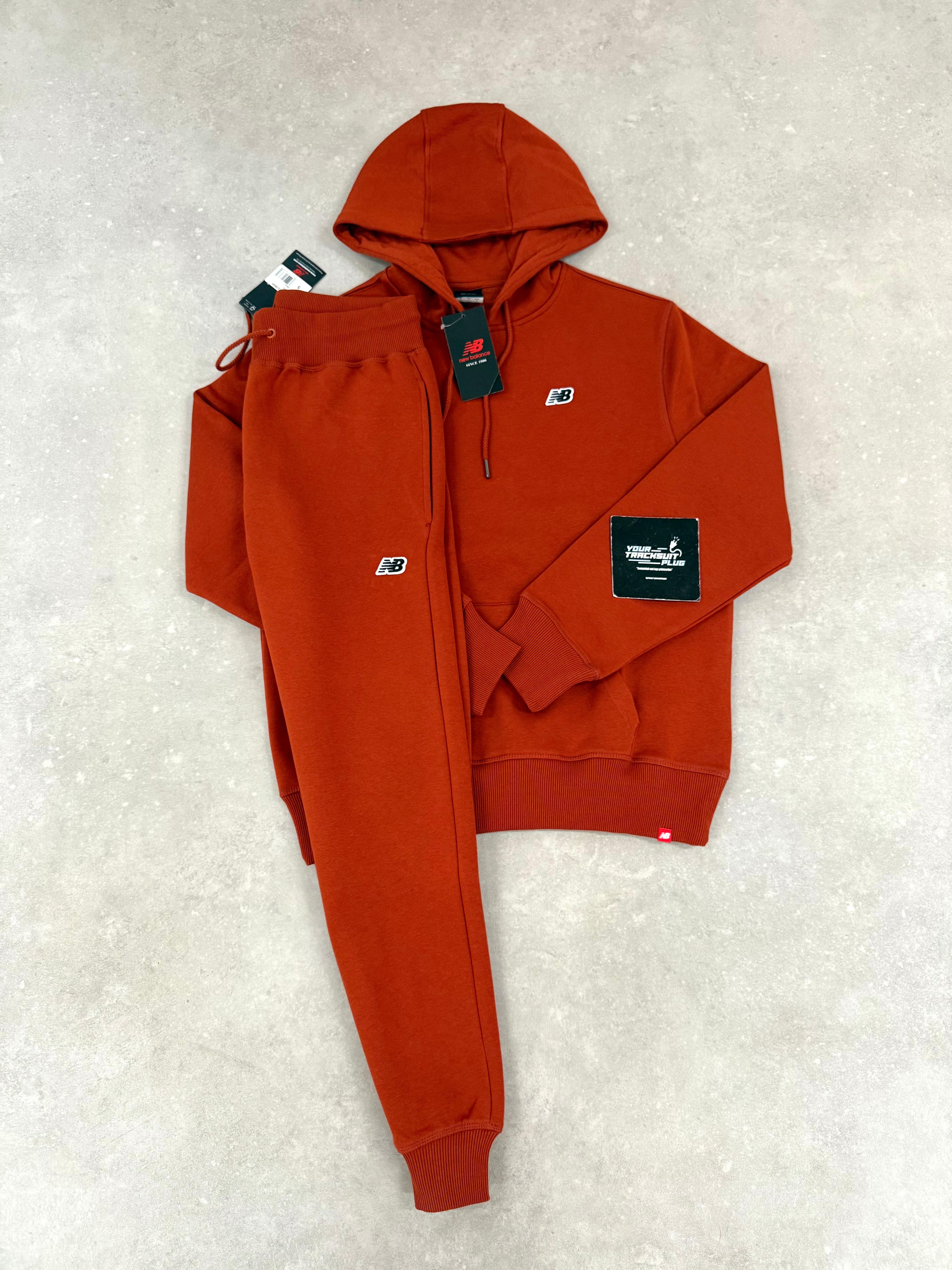 NEW BALANCE TRACKSUIT