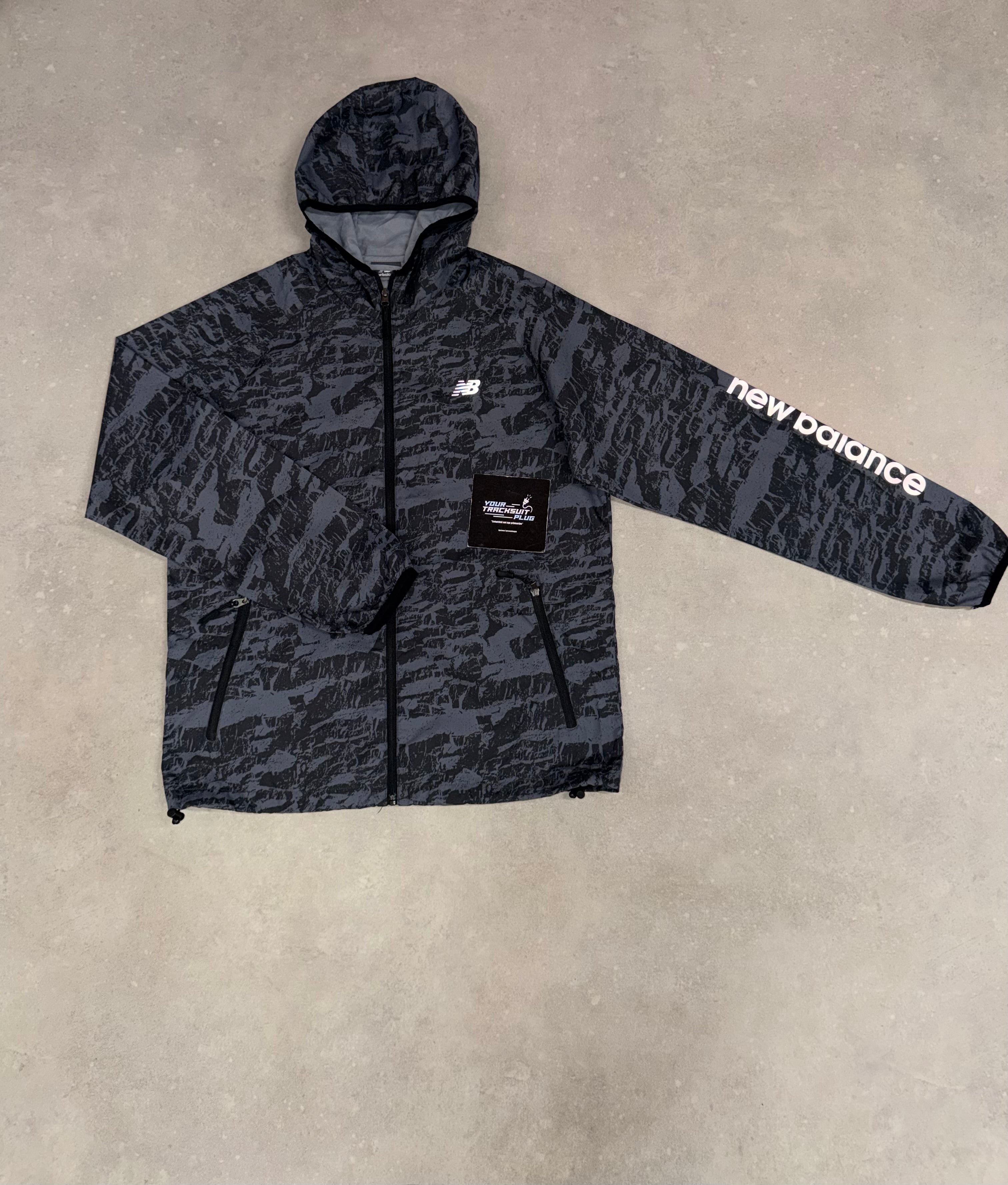 NEW BALANCE TRACKSUIT // VERY EXCLUSIVE