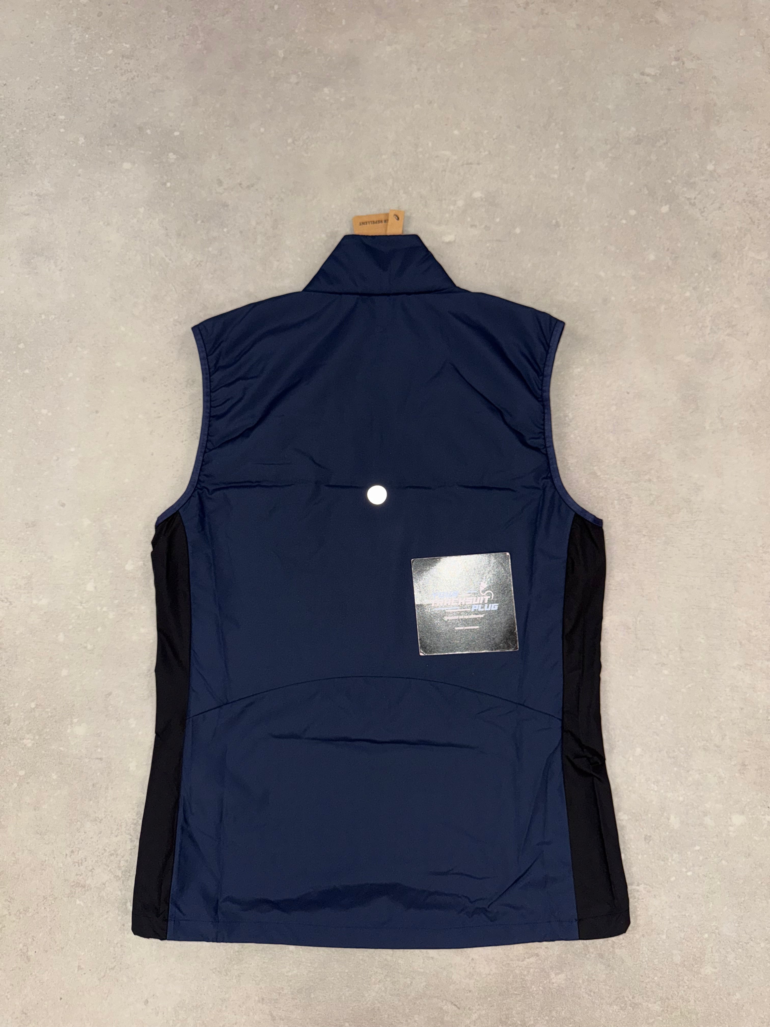 ASICS BODYWARMER // THE LATEST