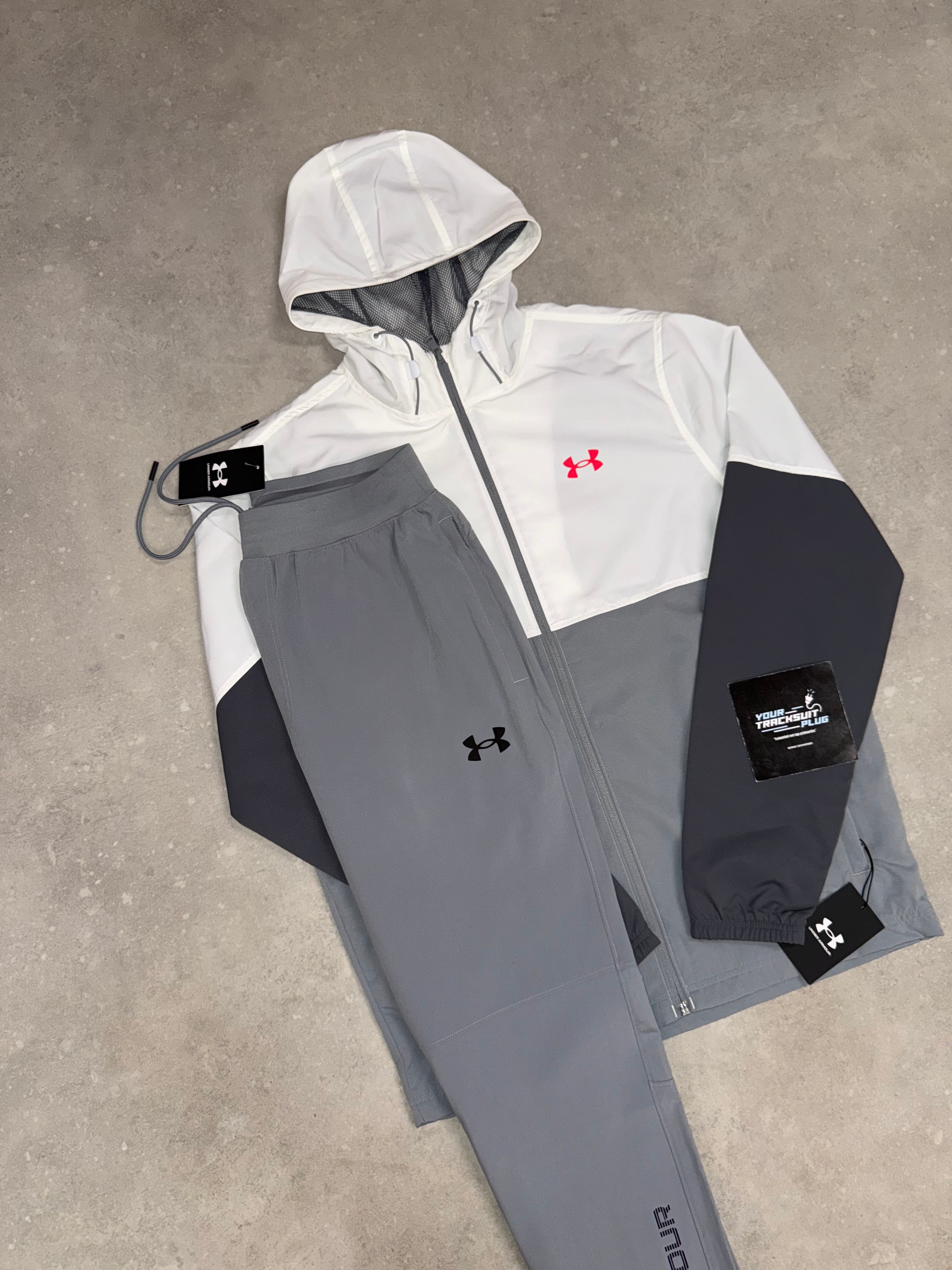 UNDER ARMOUR TRACKSUIT // LIMITED EDITION