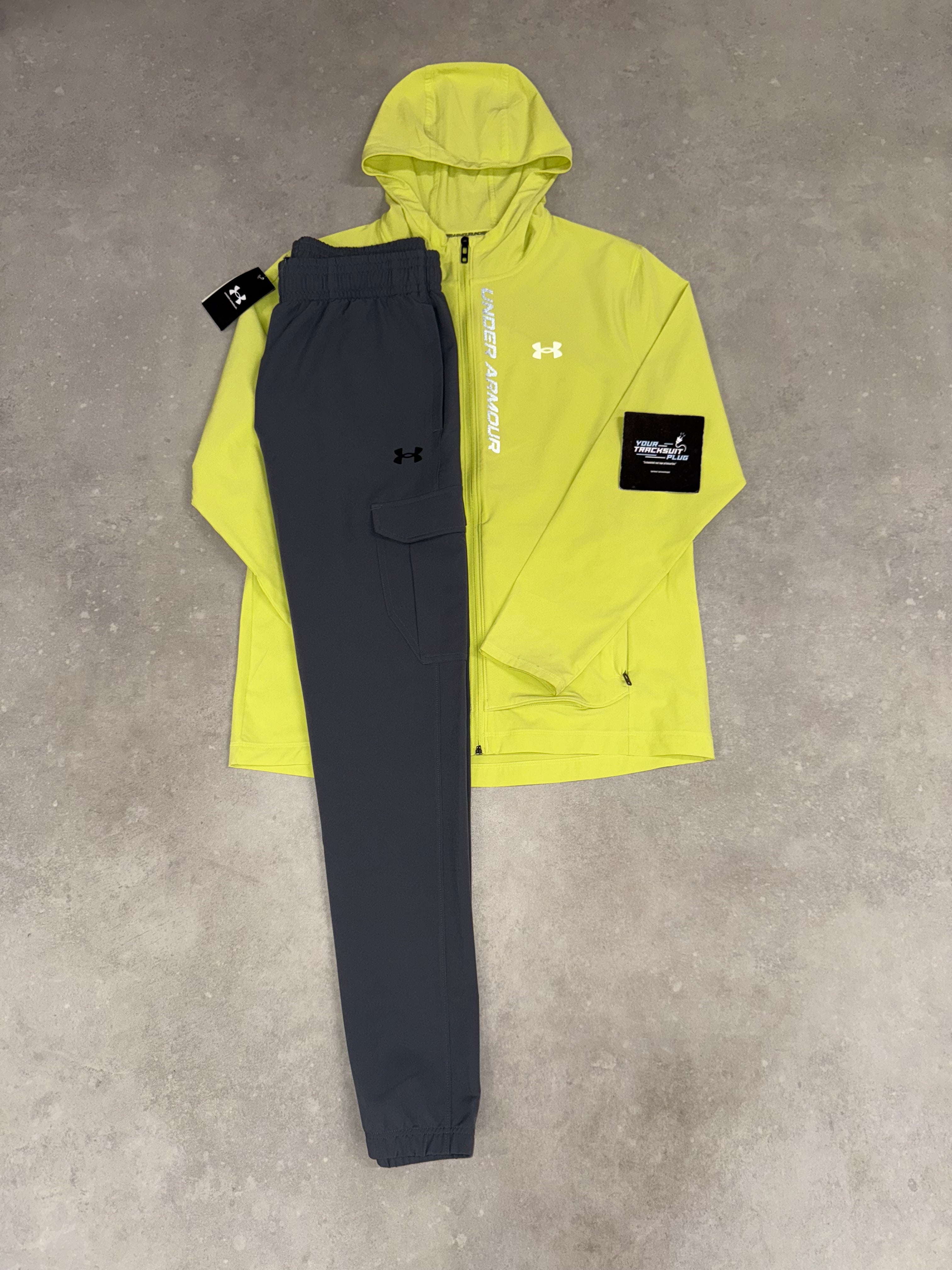 UNDER ARMOUR TRACKSUIT // LIMITED EDITION