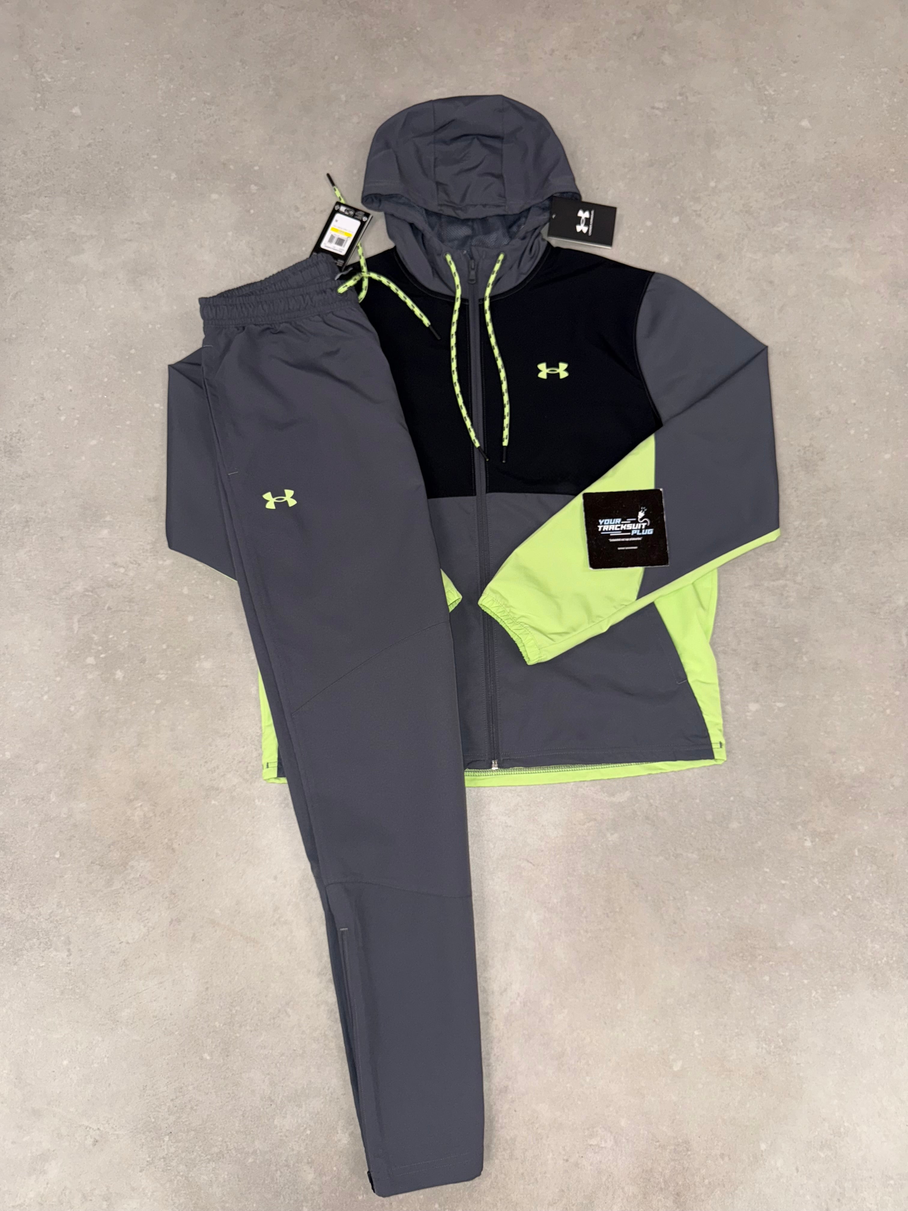 UNDER ARMOUR TRACKSUIT // VERY EXCLUSIVE