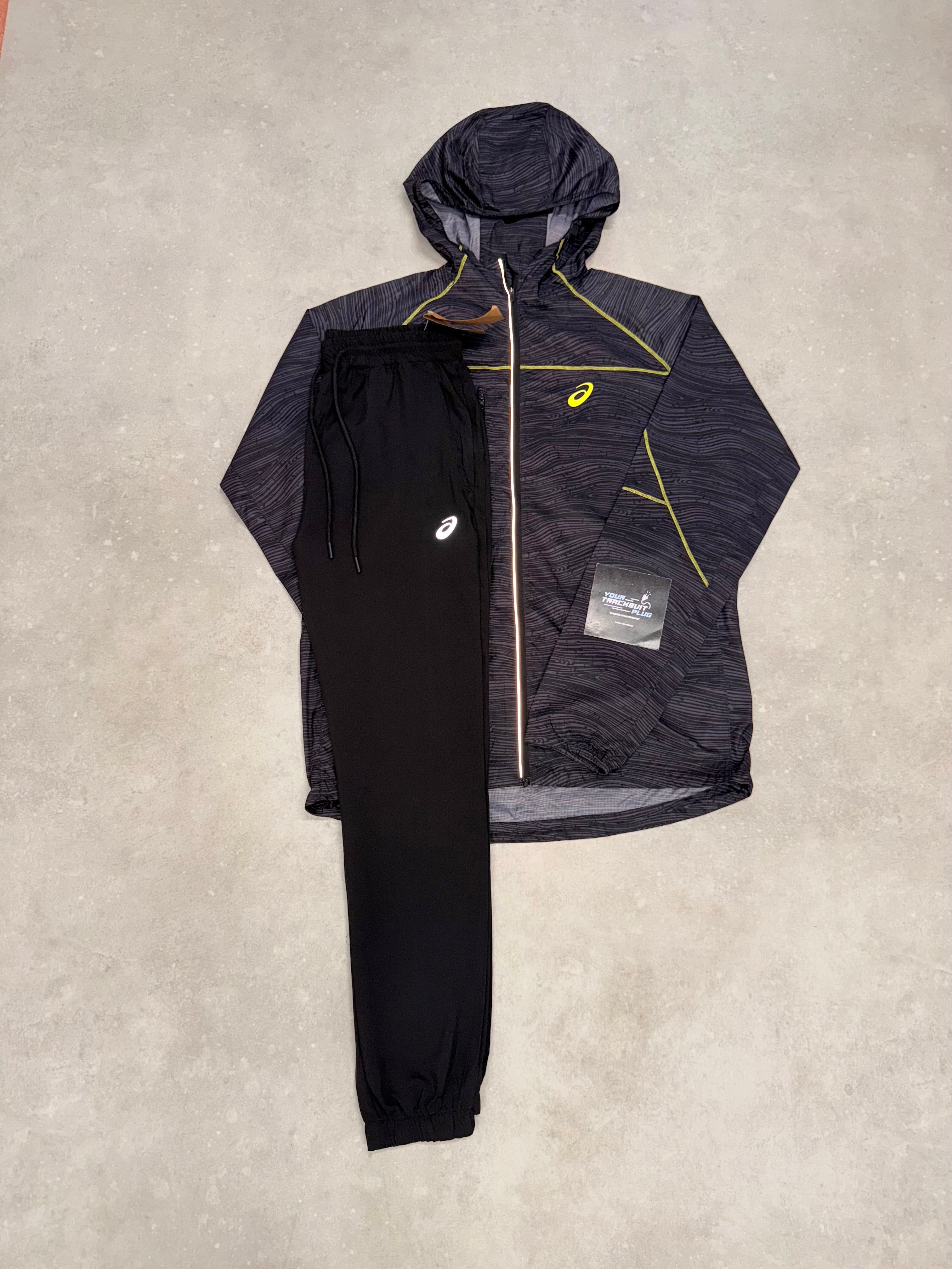 ASICS TRACKSUIT // VERY EXCLUSIVE