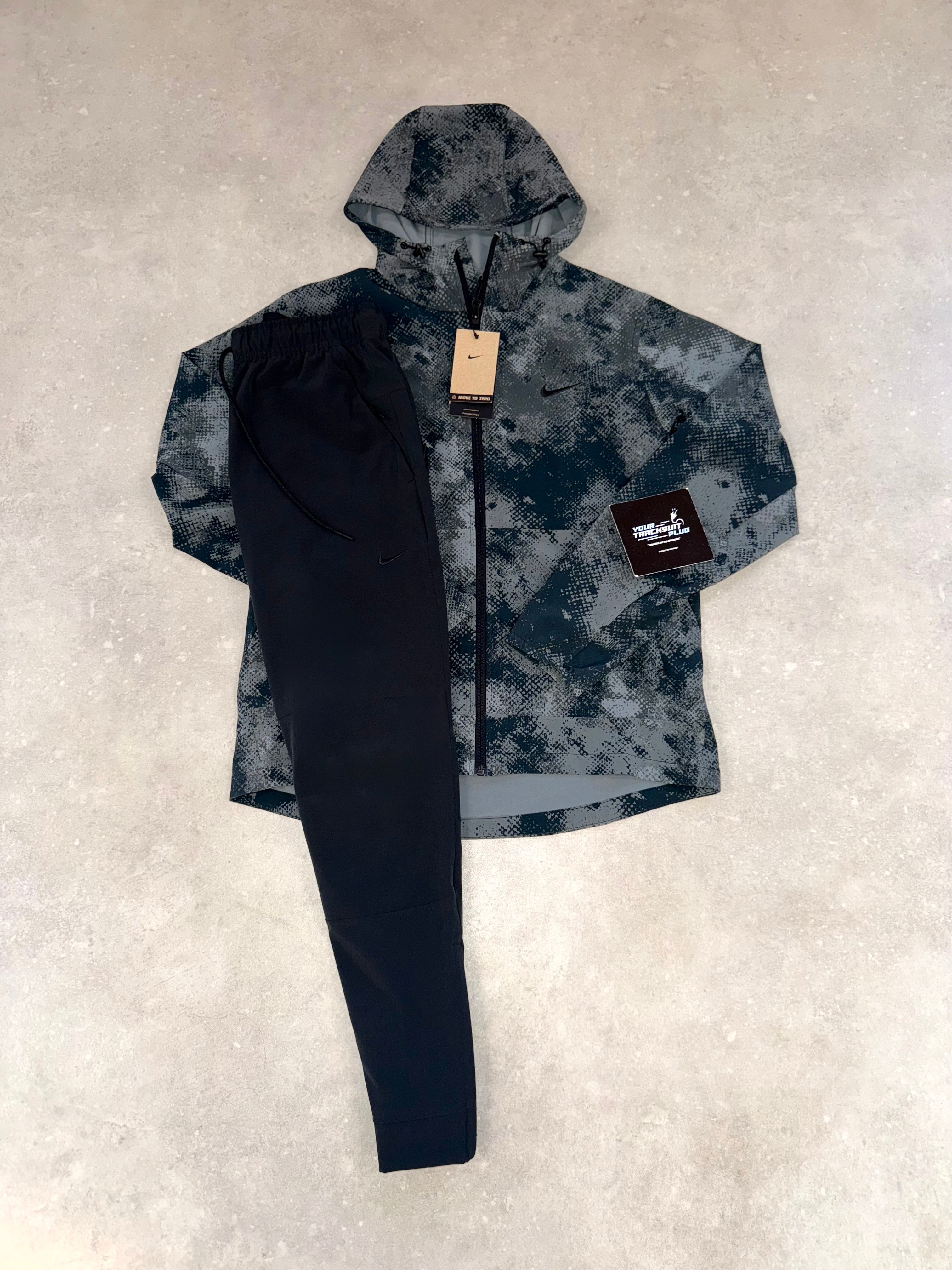 NIKE TRACKSUIT // VERY VERY EXCLUSIVE