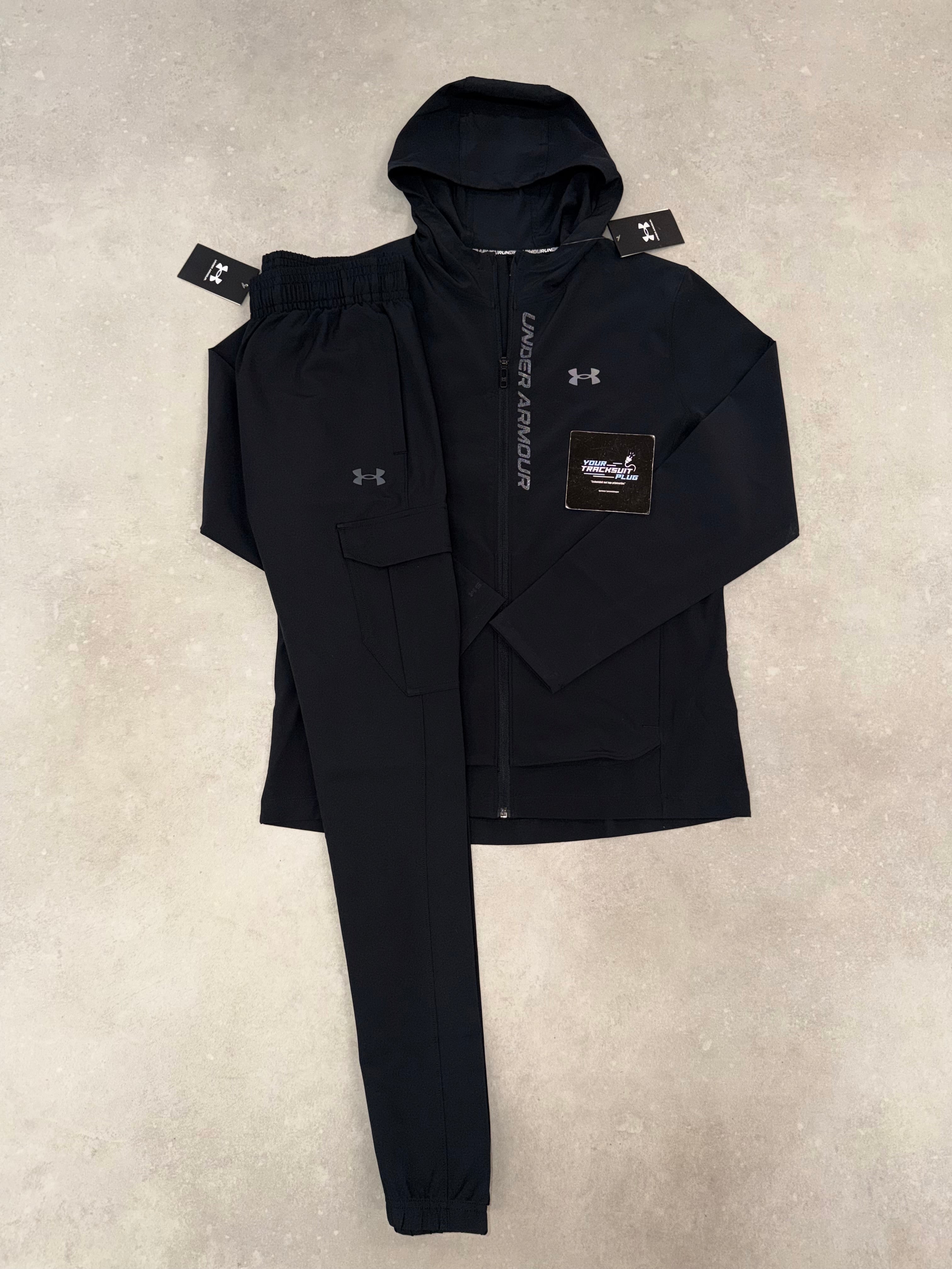 UNDER ARMOUR TRACKSUIT BLACK // LIMITED EDITION