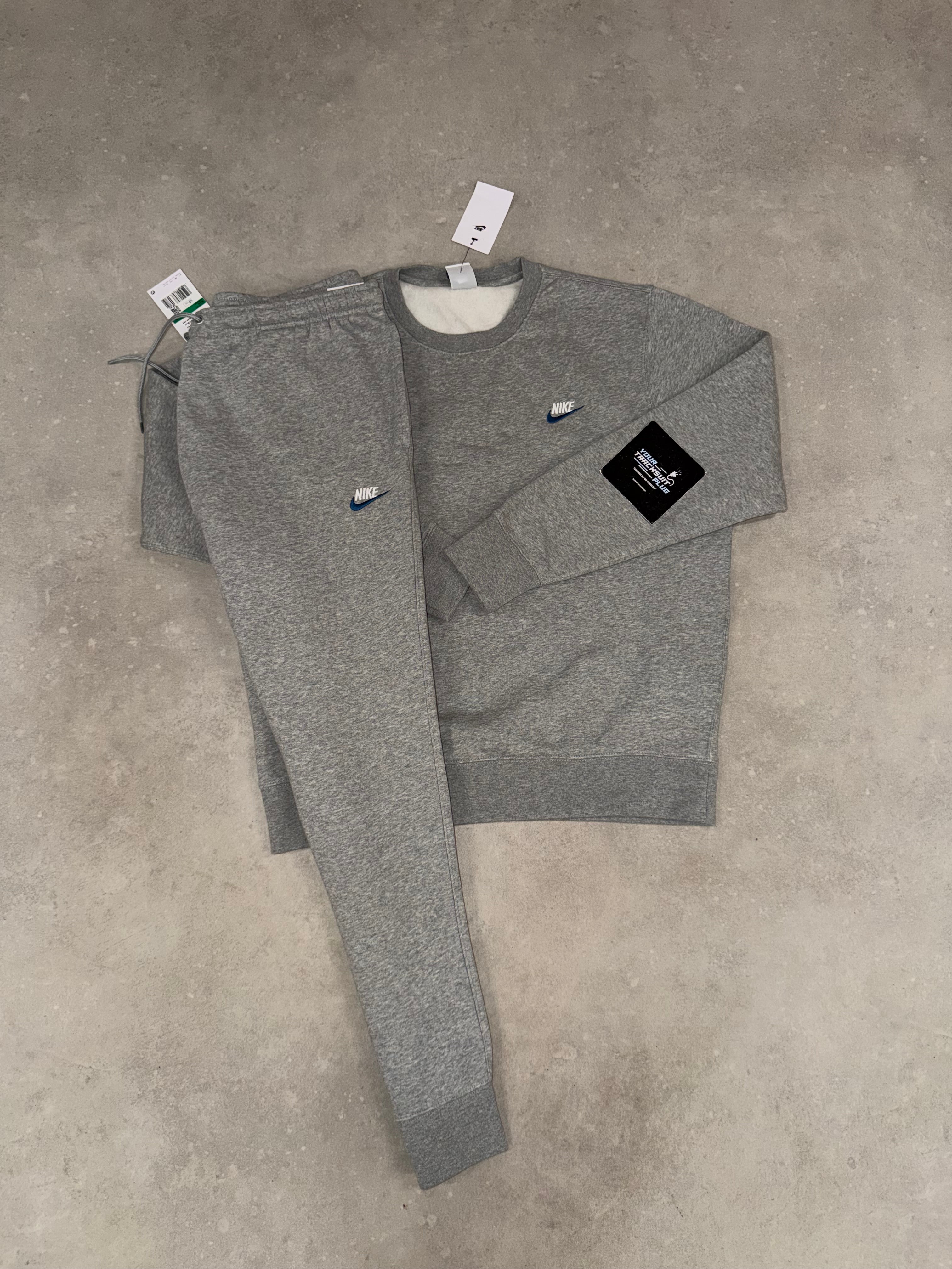 NIKE SWEATER GREY TRACKSUIT // THE LATEST