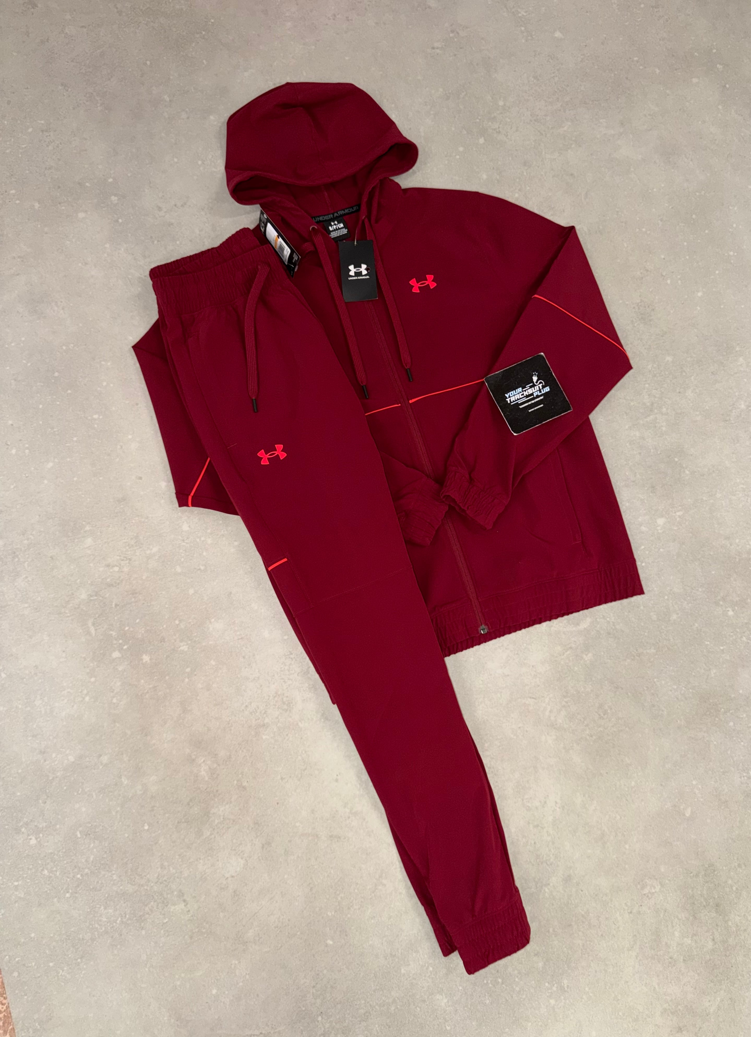 UNDER ARMOUR TRACKSUIT // LIMITED EDITION