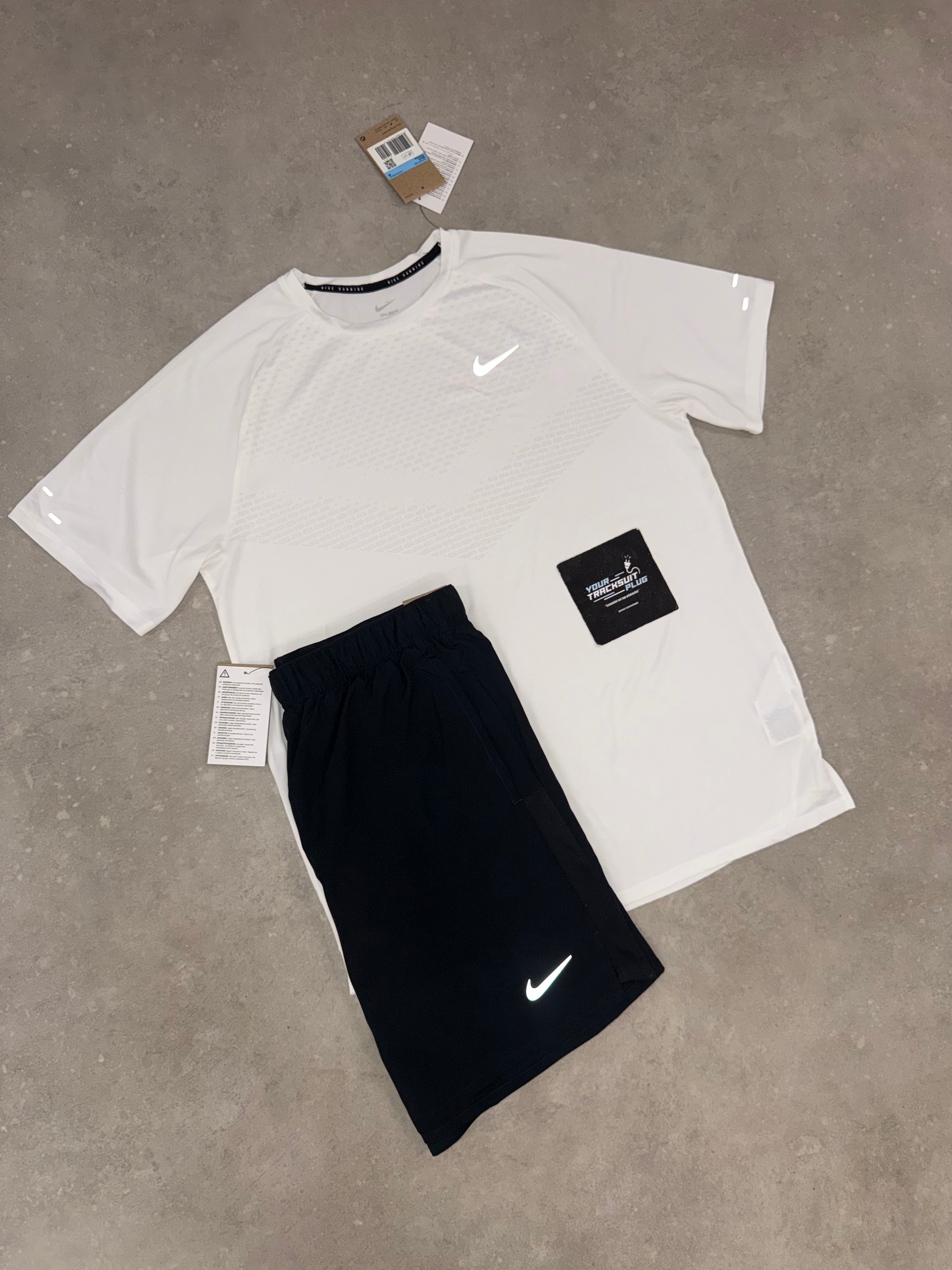 NIKE WHITE & BLACK // SUMMER SET