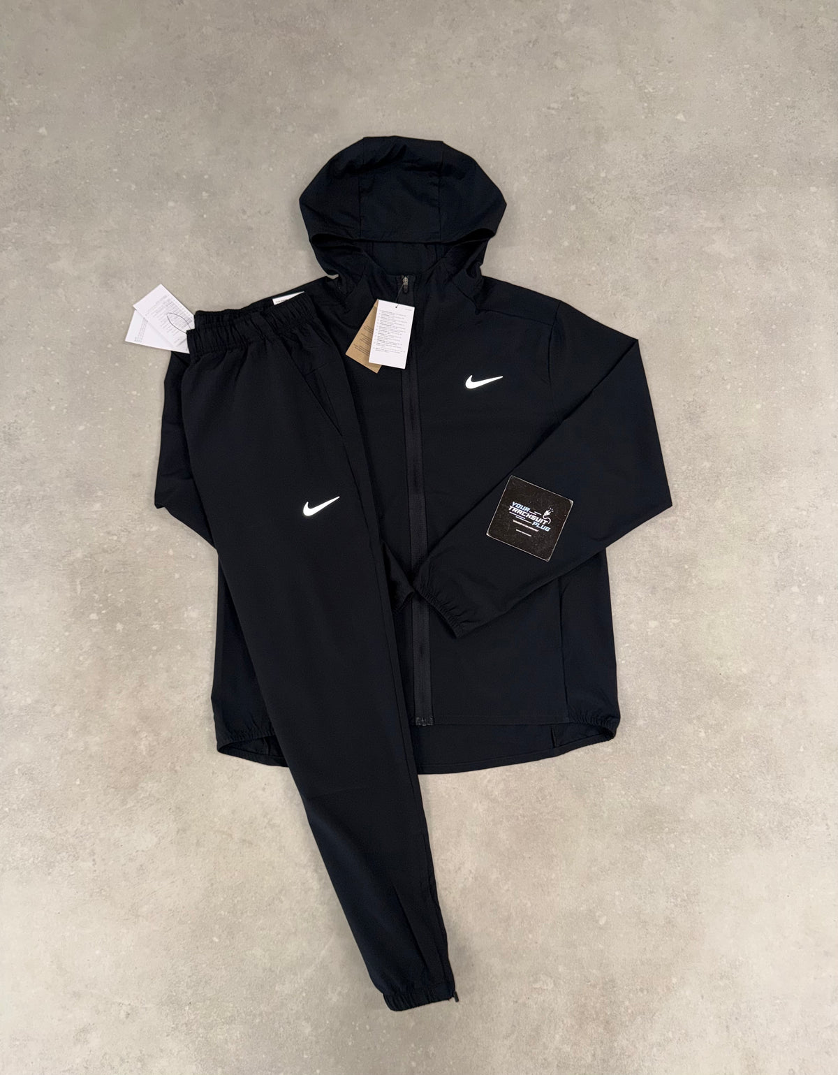 NIKE TRACKSUIT BLACK // THE LATEST