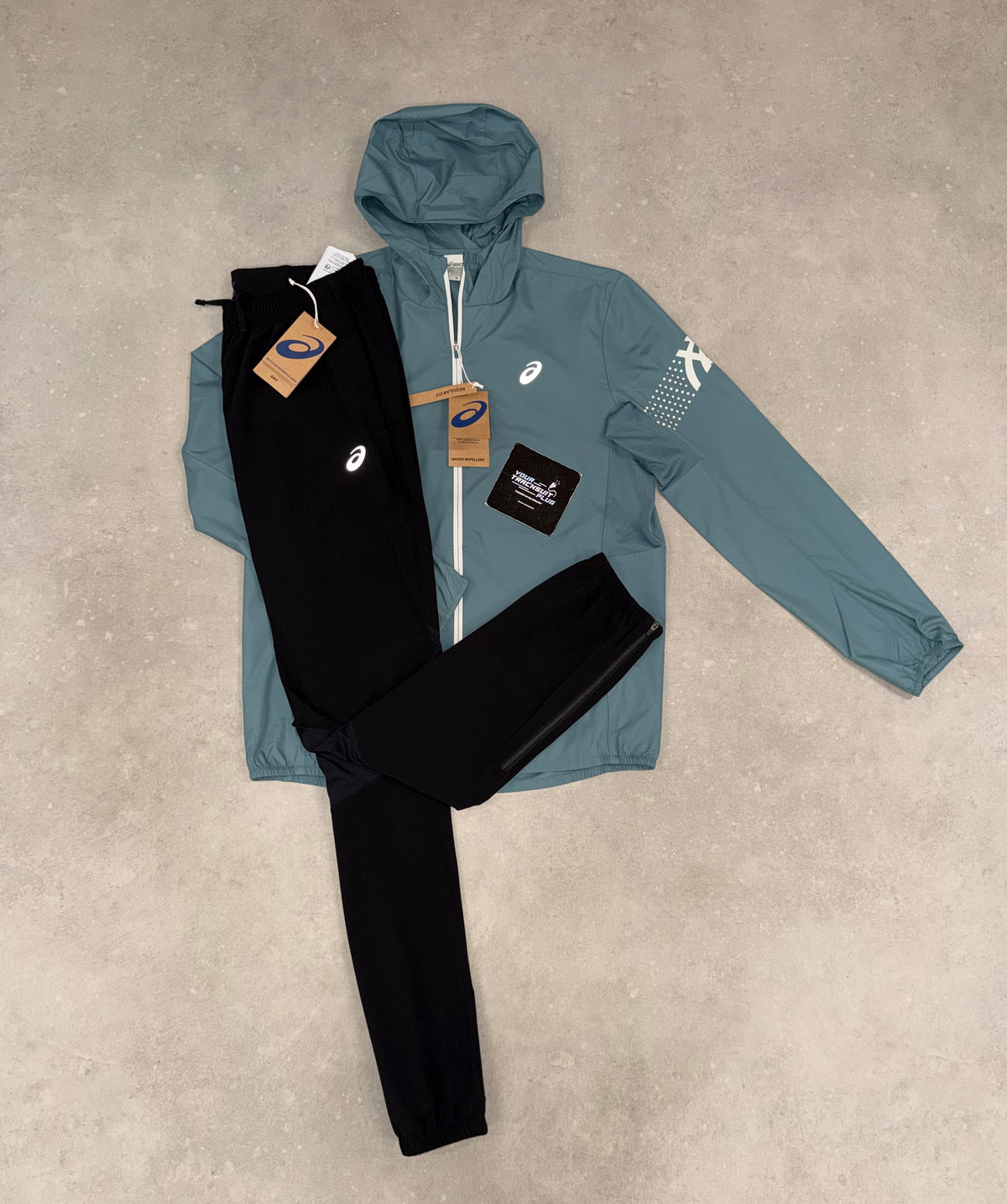 ASICS TRACKSUIT // THE LATEST