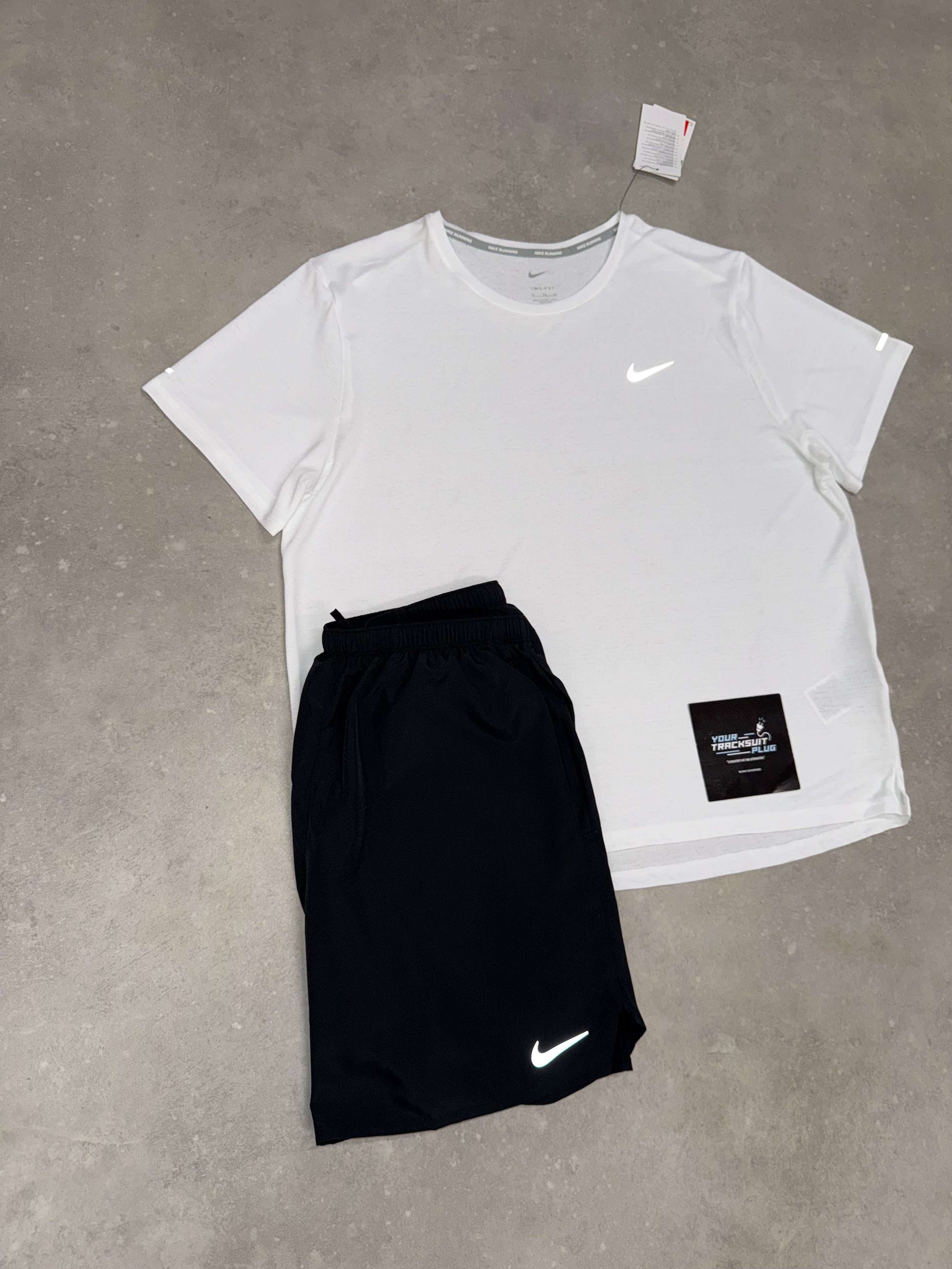 NIKE ZOMER SET // BLACK & WHITE