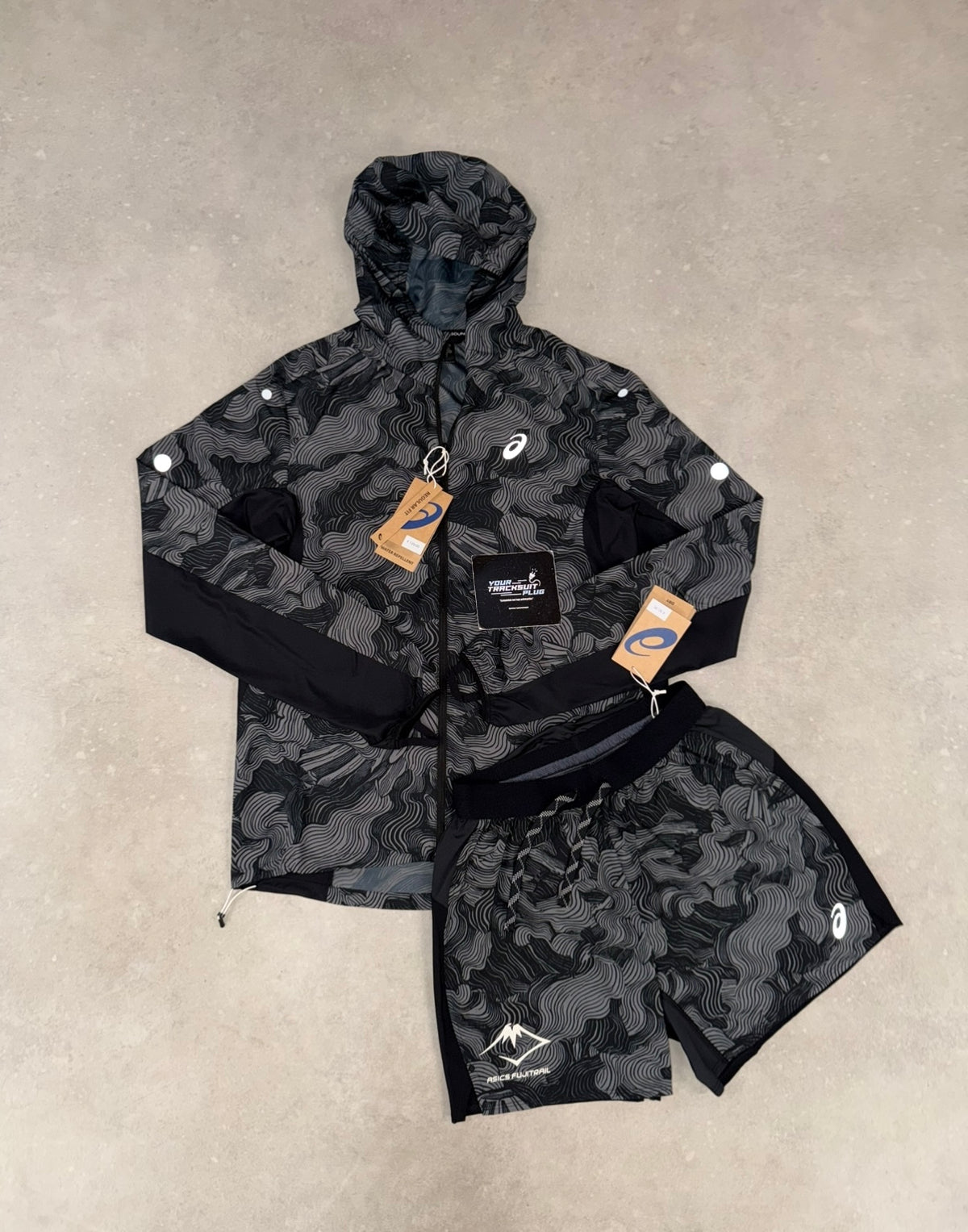 ASICS CAMO SHORT SET // THE LATEST