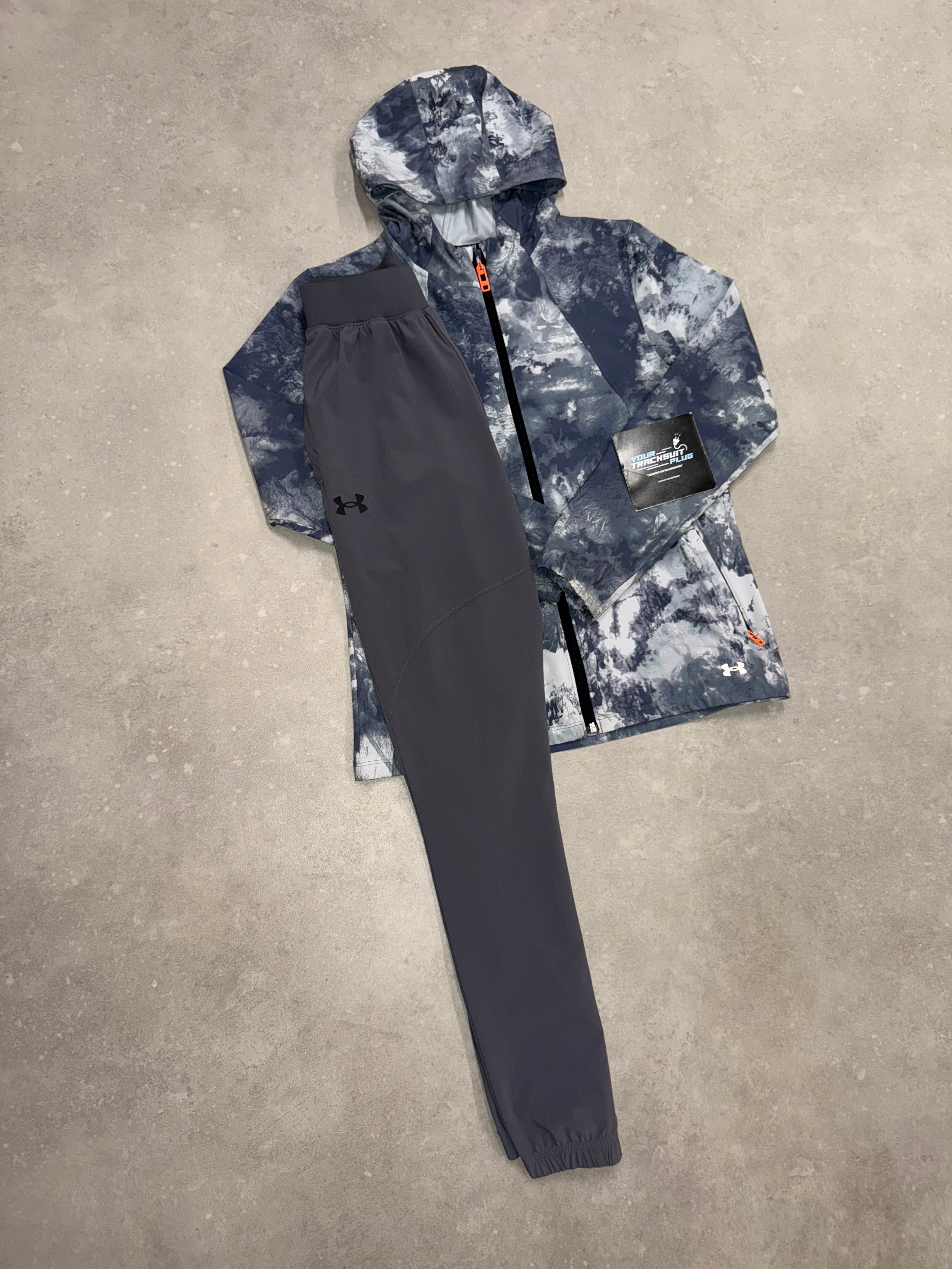 UNDER ARMOUR TRACKSUIT // VERY EXCLUSIVE