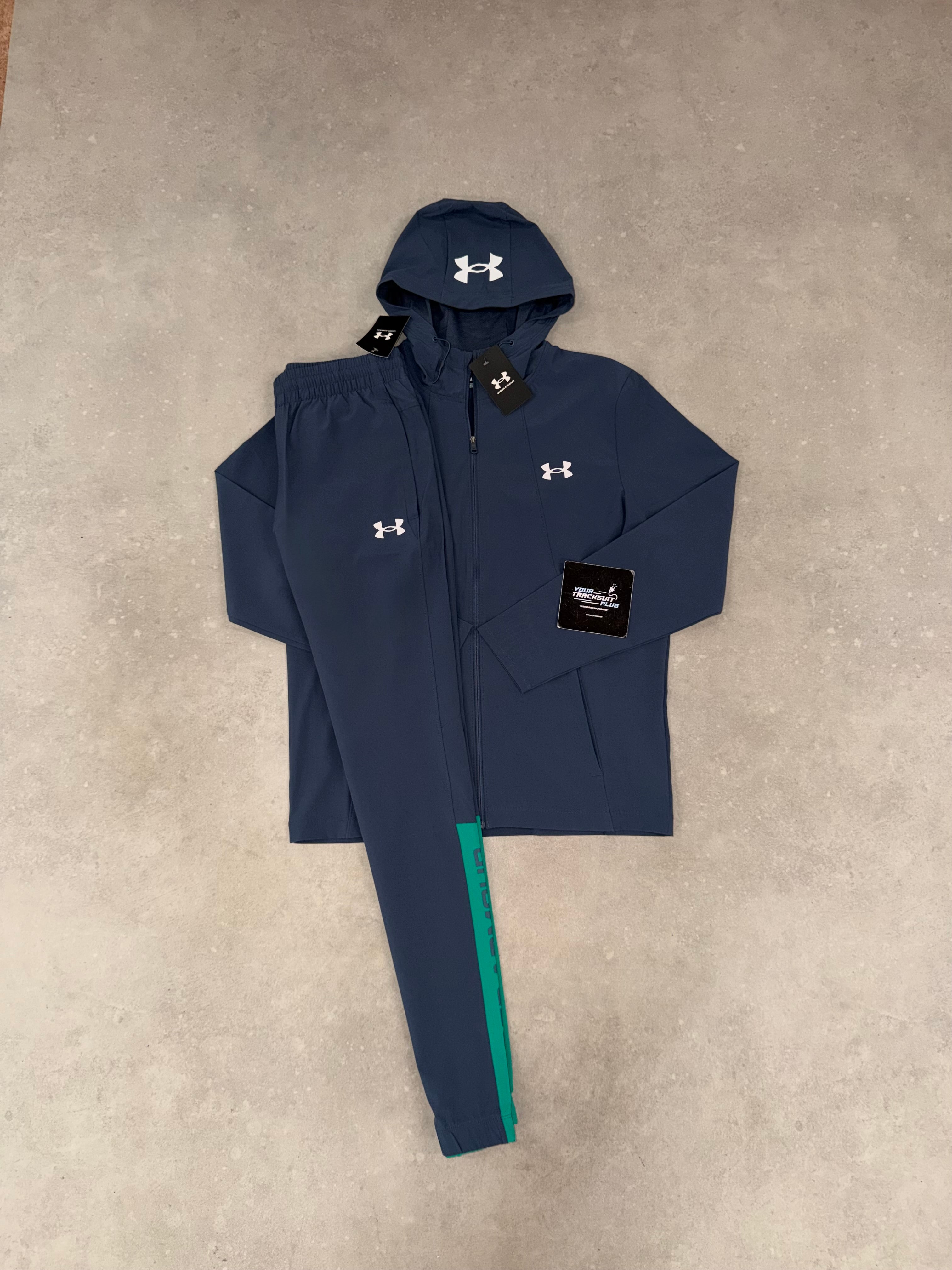 UNDER ARMOUR TRACKSUIT // THE LATEST
