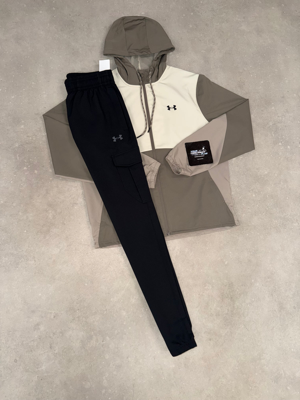 UNDER ARMOUR BLACK & BEIGE TRACKSUIT // LIMITED EDITION