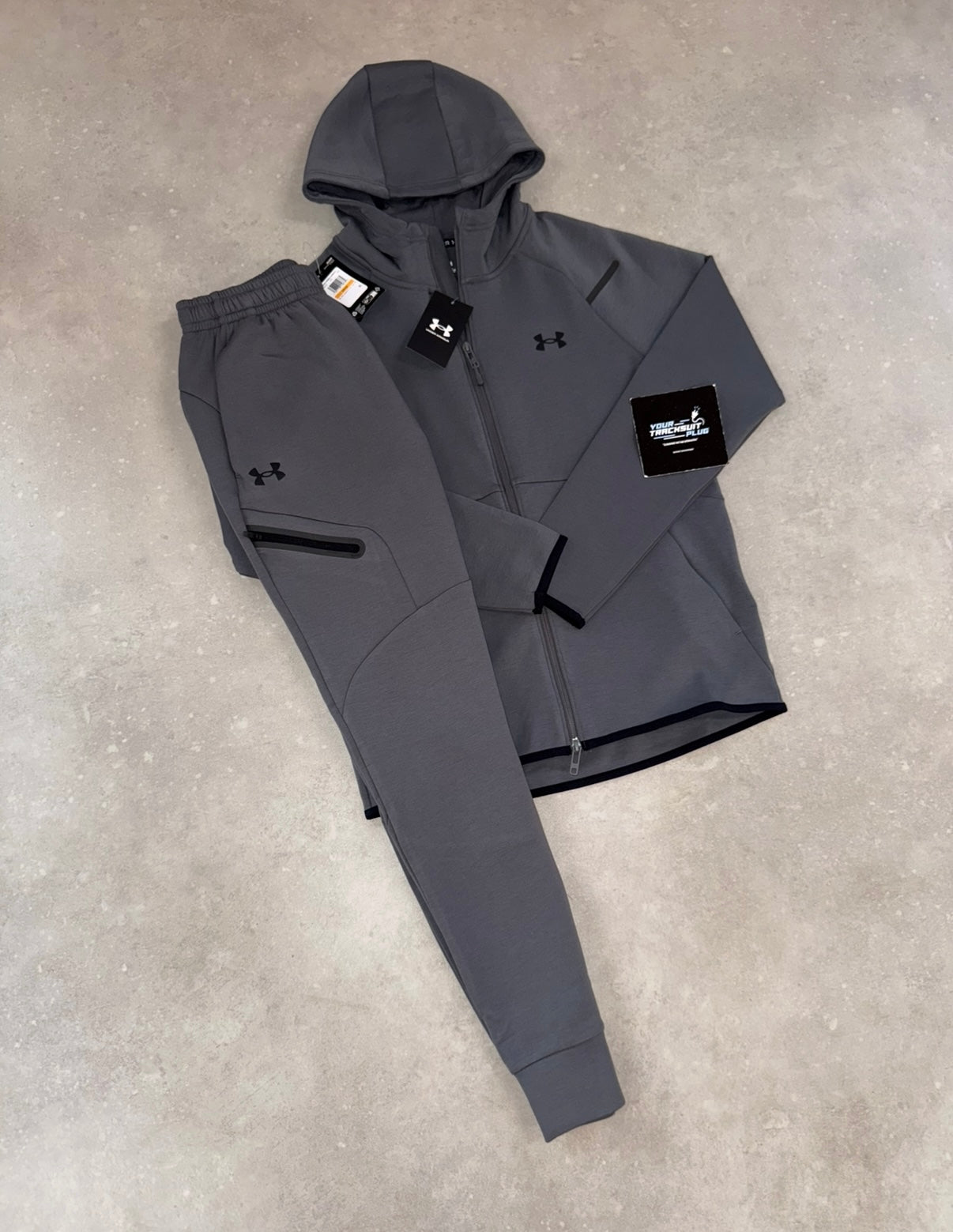 UNDER ARMOUR TECH FLEECE TRACKSUIT // GREY