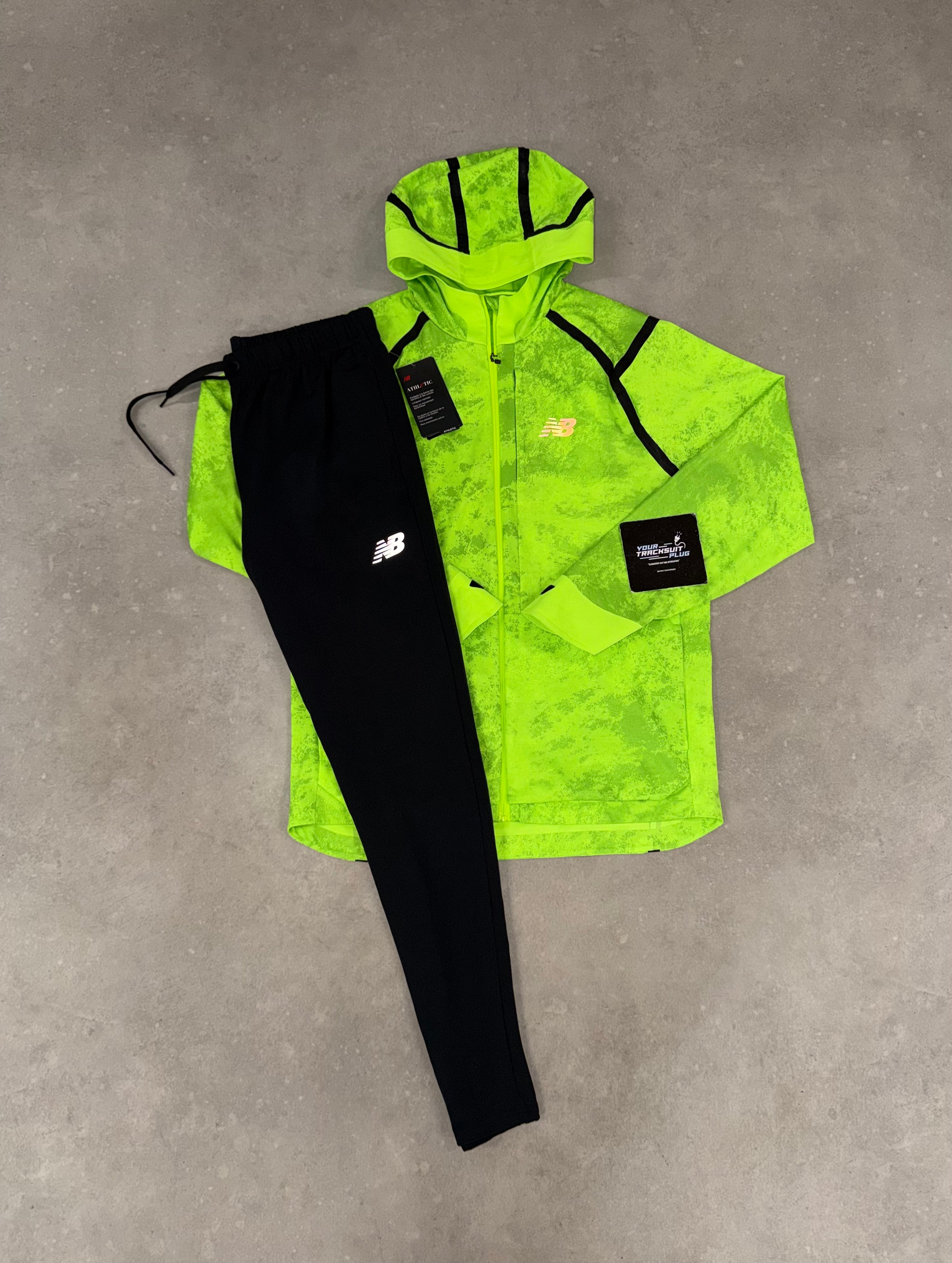 NEW BALANCE TRACKSUIT // VERY VERY EXCLUSIVE