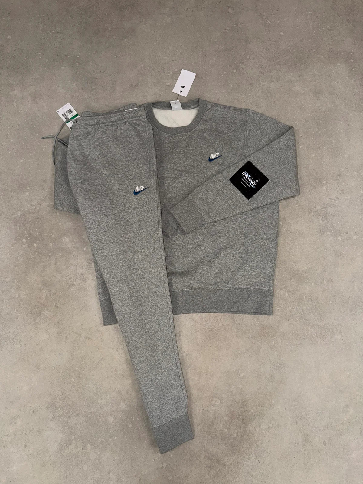 NIKE SWEATER GREY TRACKSUIT
