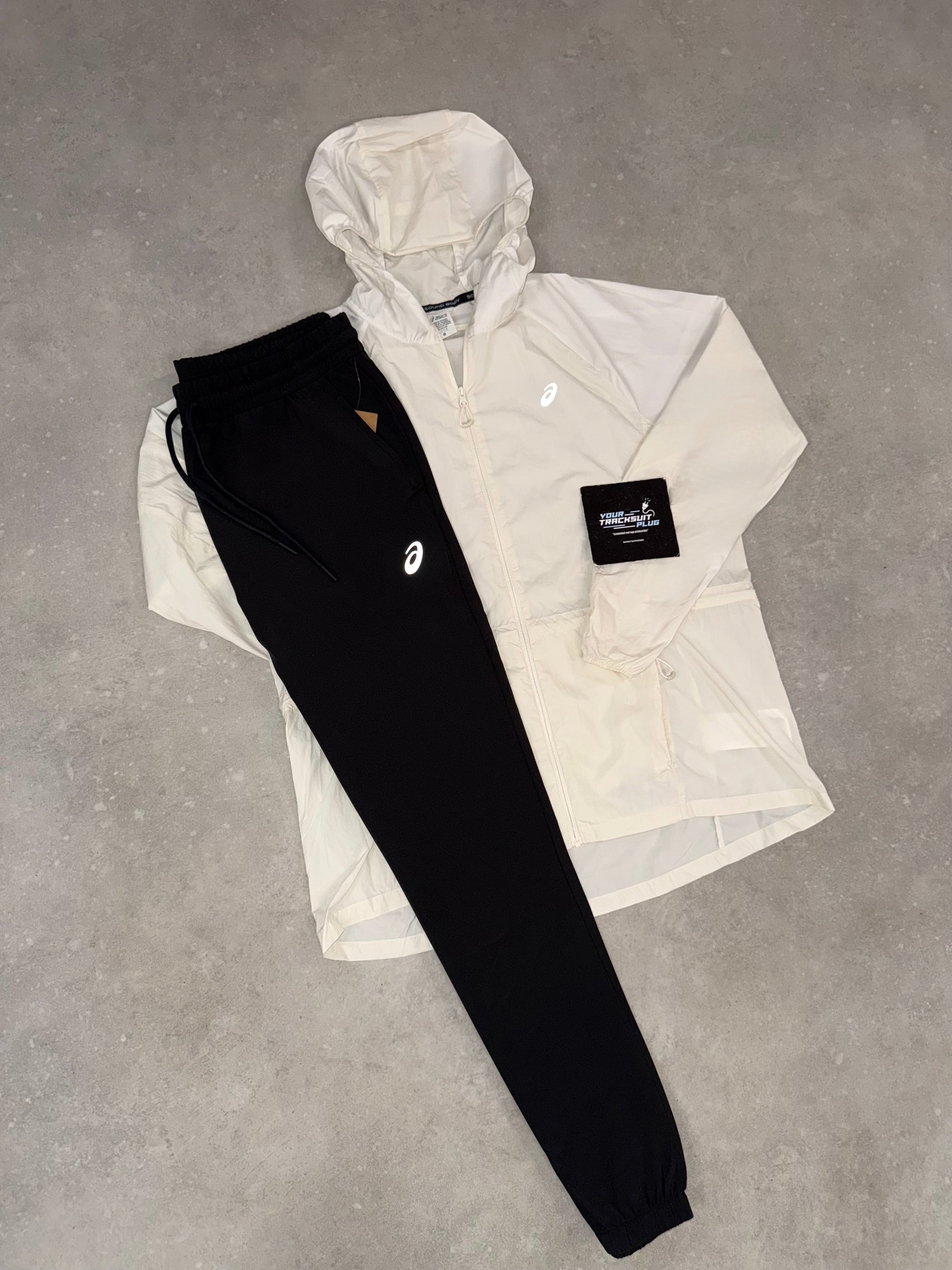 ASICS LEIGHT WEIGHT BEIGE TRACKSUIT // EXCLUSIVE EDITION