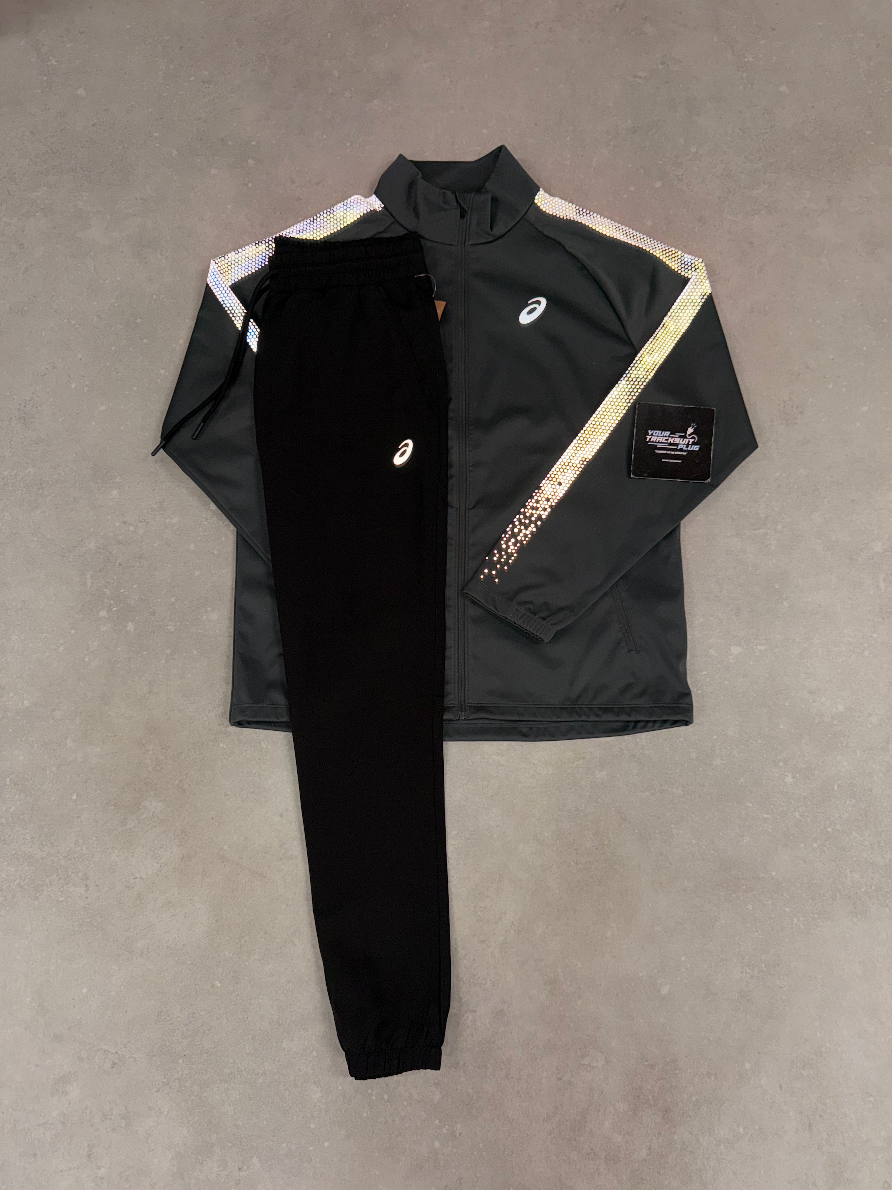 ASICS SOFT-SHEL LITE EDITION // VERY EXCLUSIVE