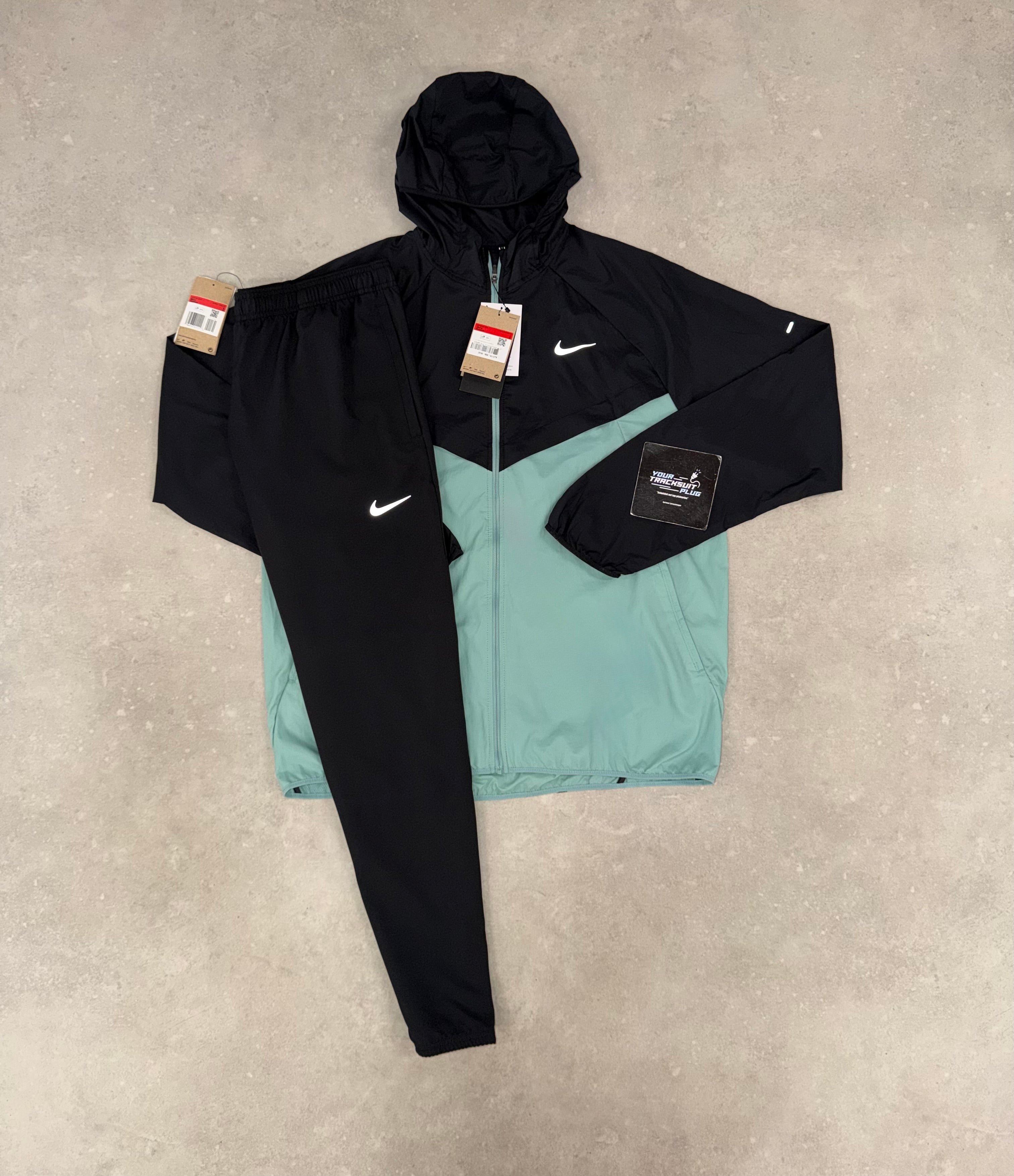 NIKE TRACKSUIT // LIMITED EDITION