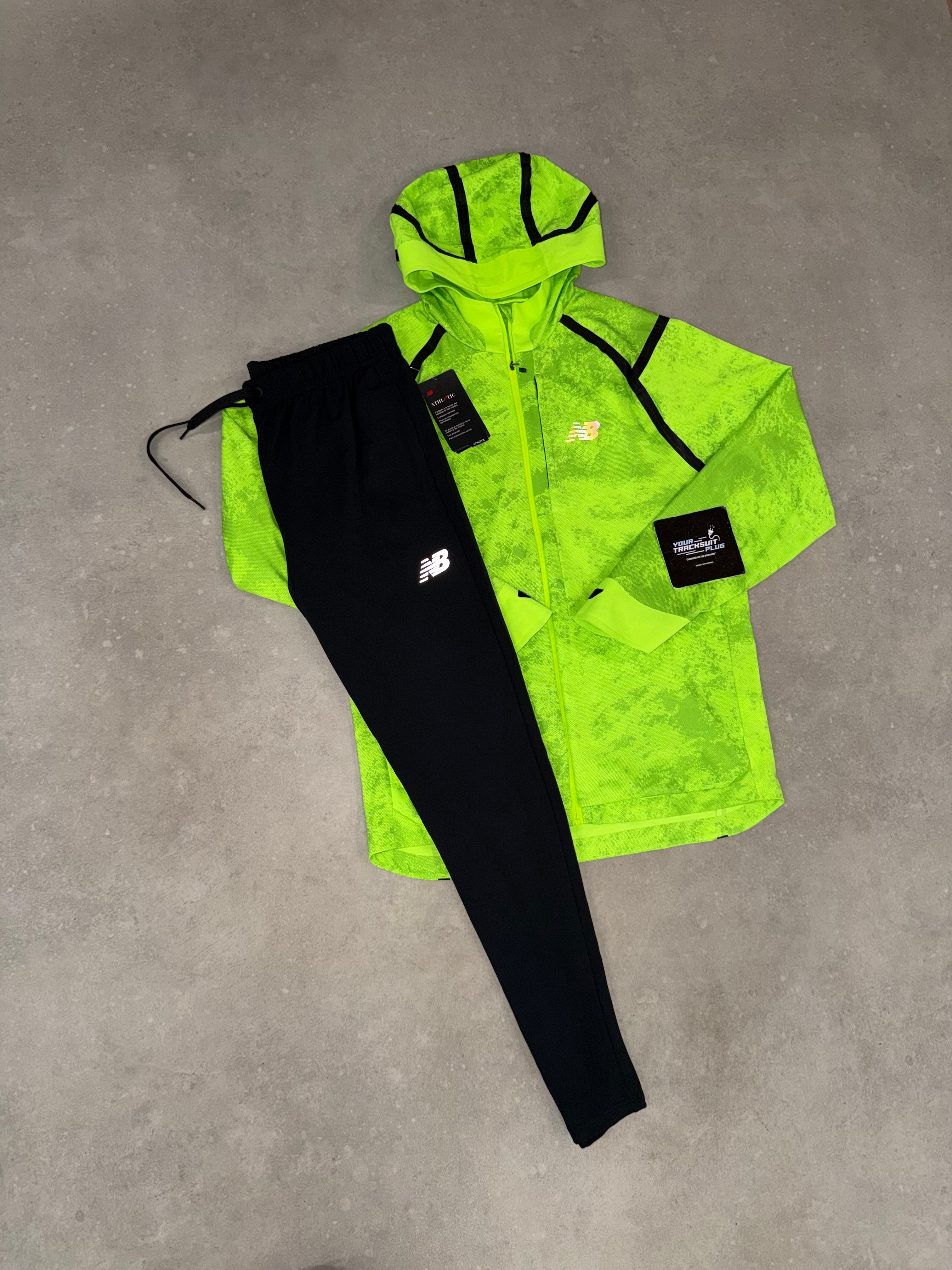 NEW BALANCE TRACKSUIT // VERY VERY EXCLUSIVE
