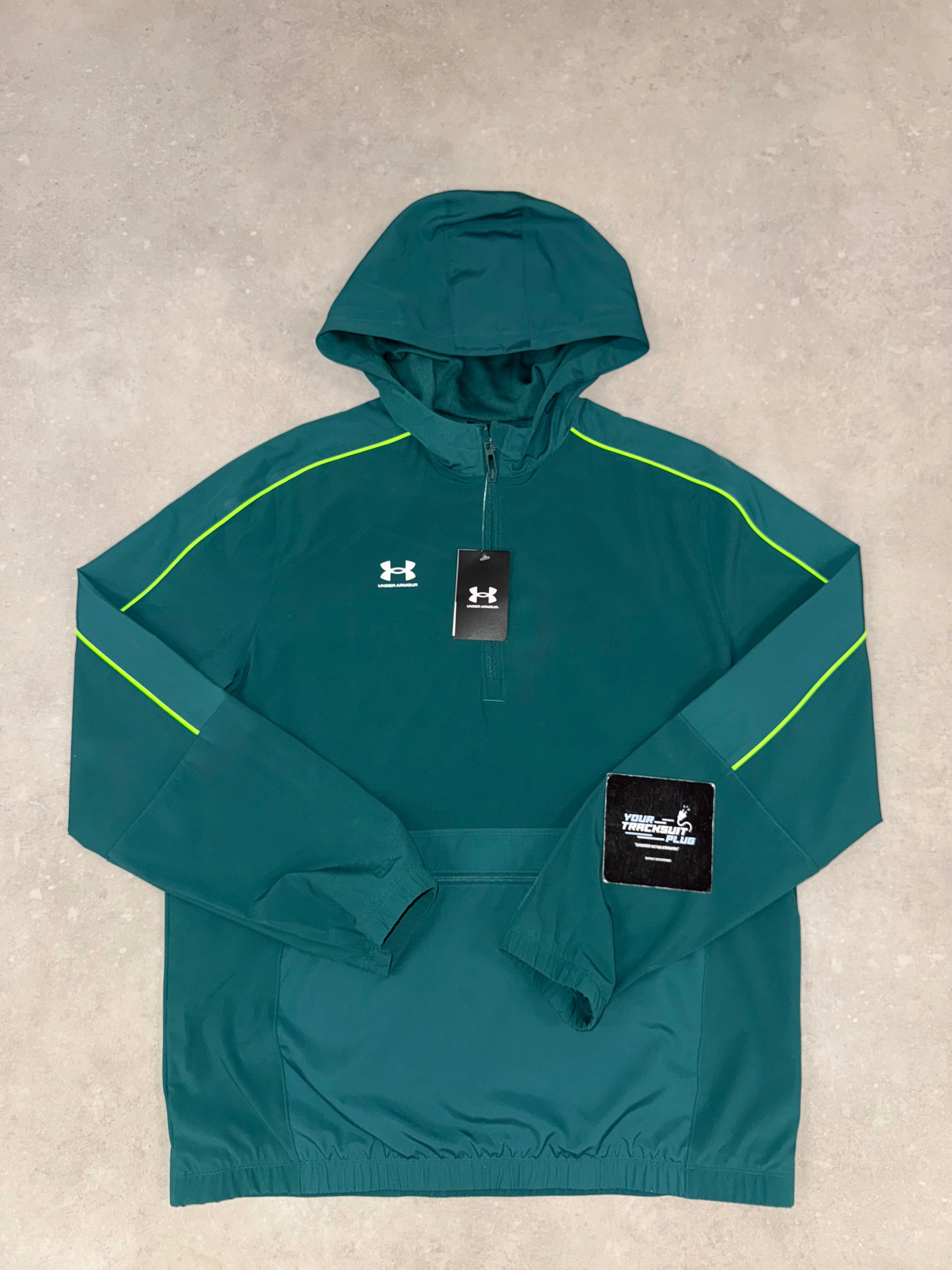 UNDER ARMOUR TRACKSUIT GREEN // THE LATEST