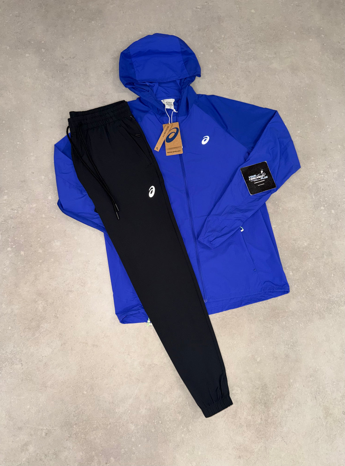 ASICS TRACKSUIT // THE LATEST