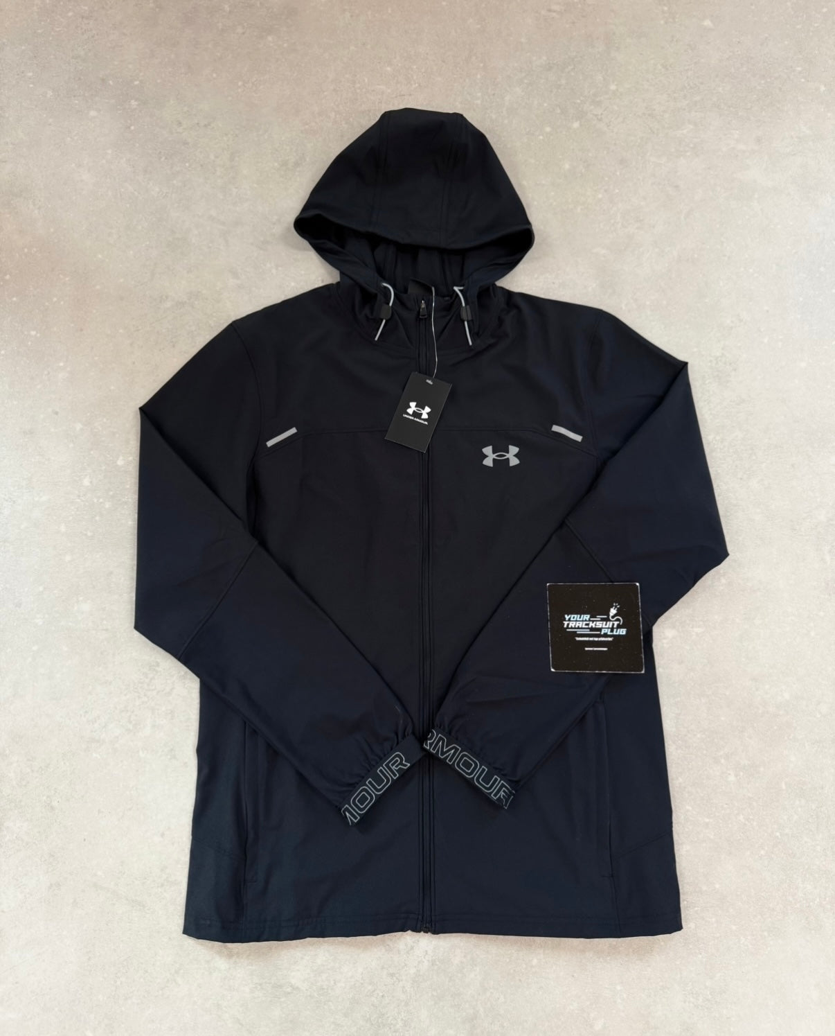 UNDER ARMOUR BLACK // THE LATEST