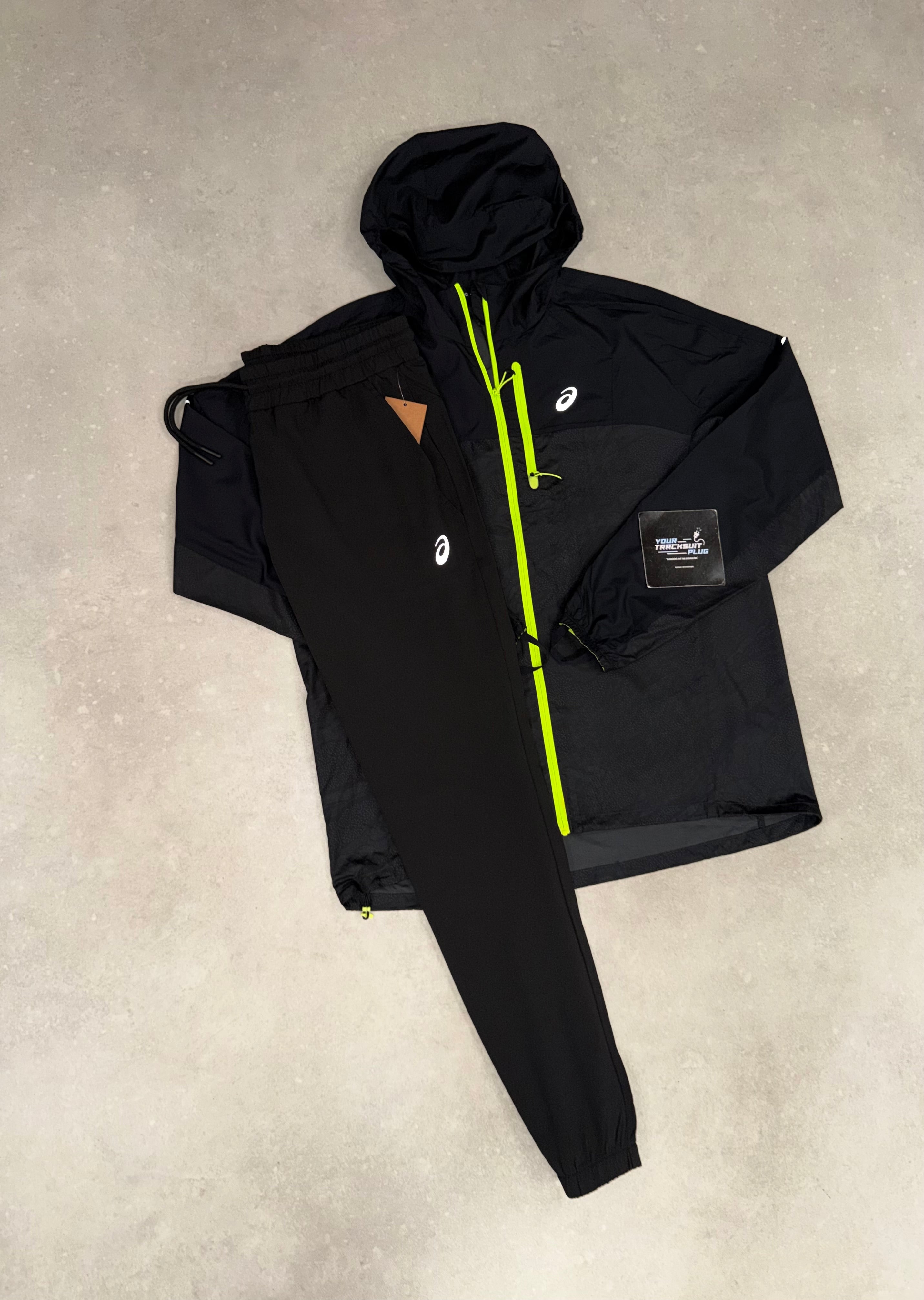 ASICS TRACKSUIT // VERY EXCLUSIVE