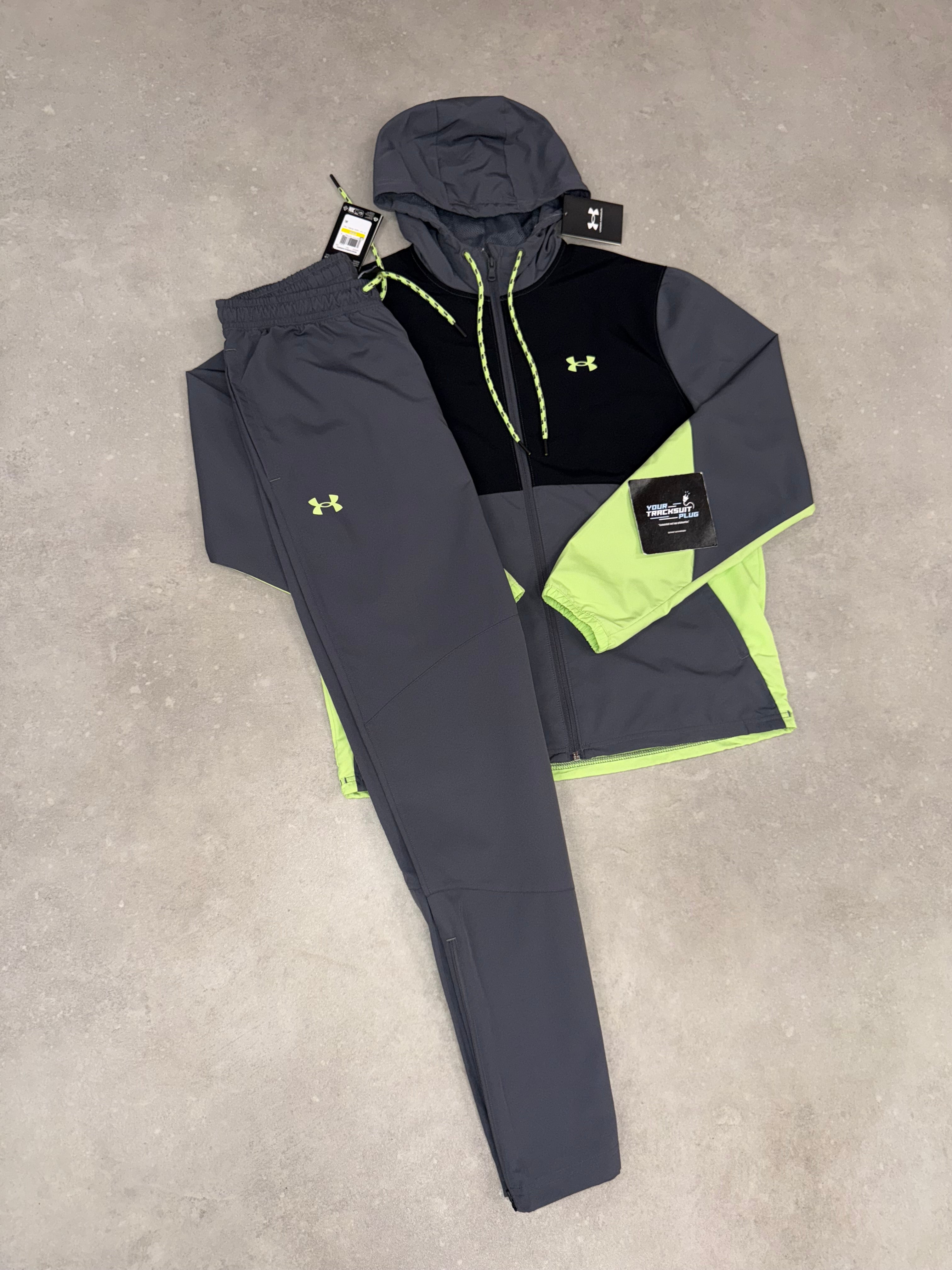 UNDER ARMOUR TRACKSUIT // VERY EXCLUSIVE