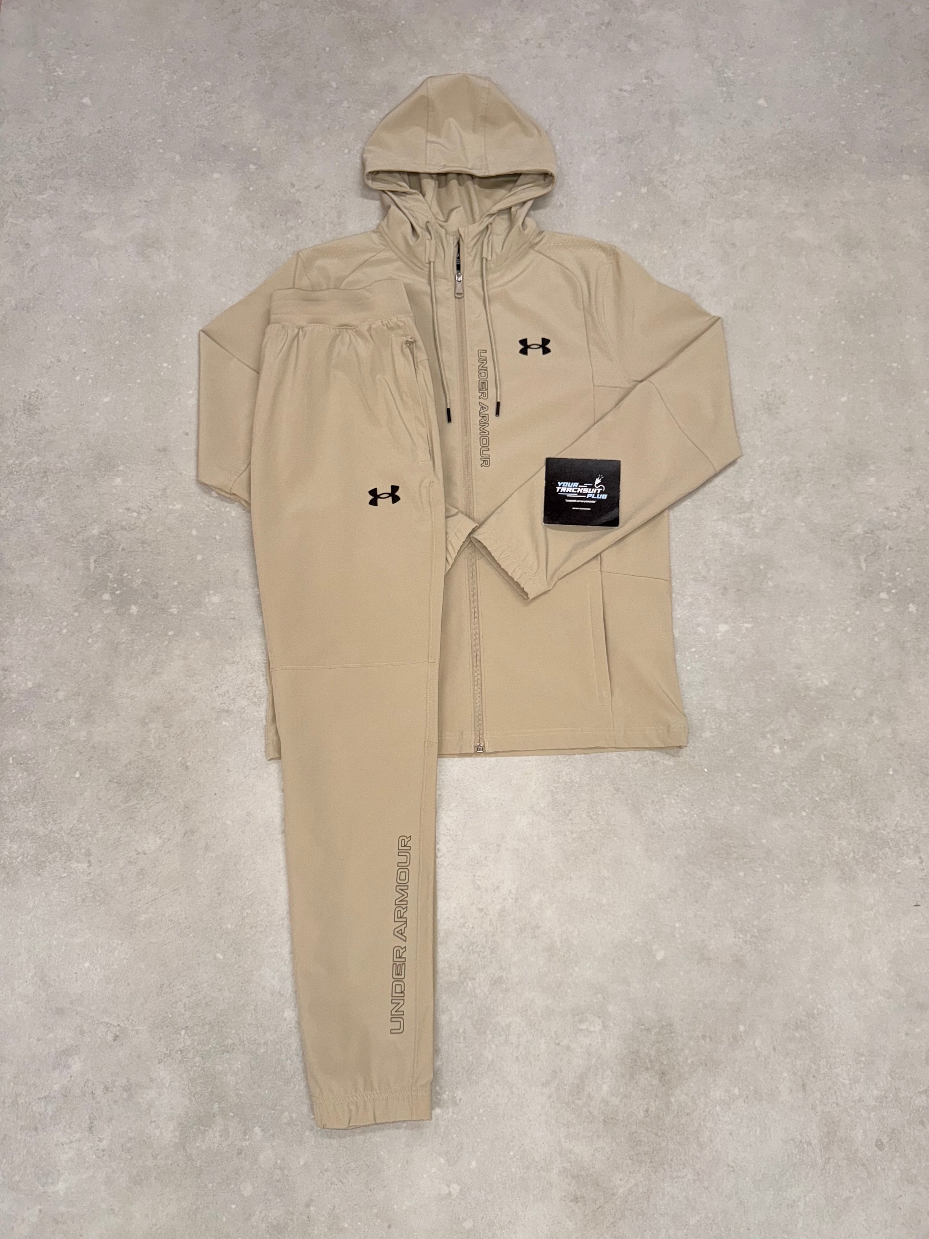 UNDER ARMOUR TRACKSUIT BEIGE // LIMITED EDITION