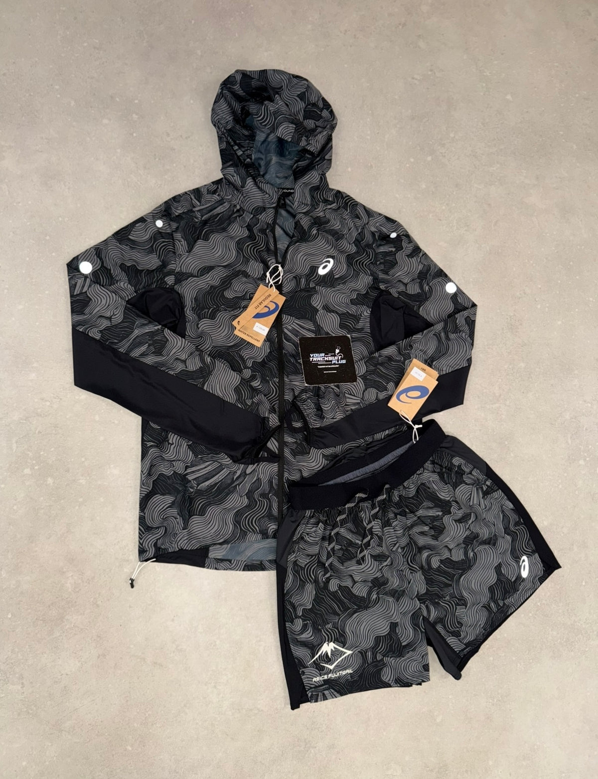 ASICS CAMO SHORT SET // THE LATEST
