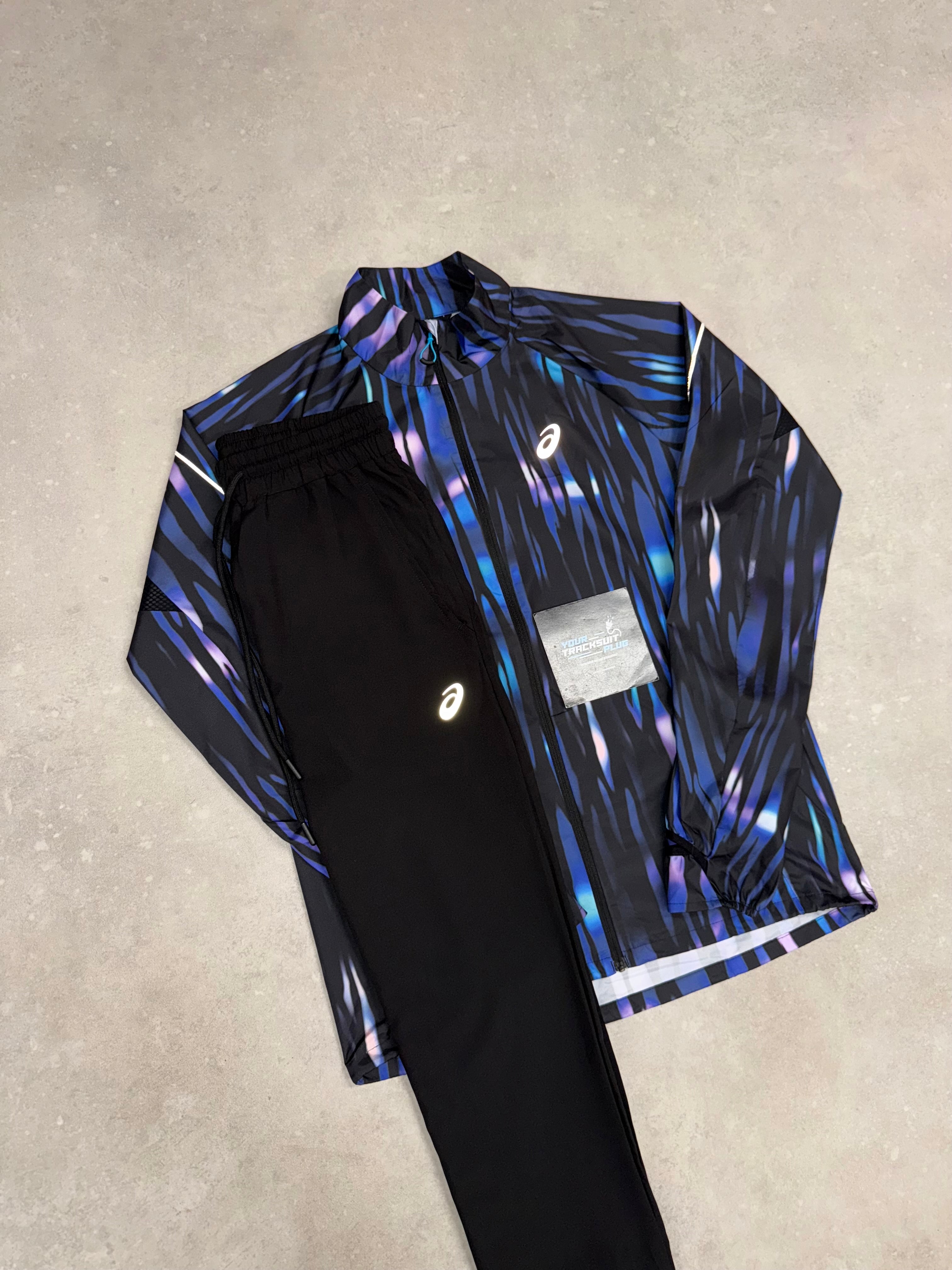 ASICS TRACKSUIT // VERY EXCLSUSIVE