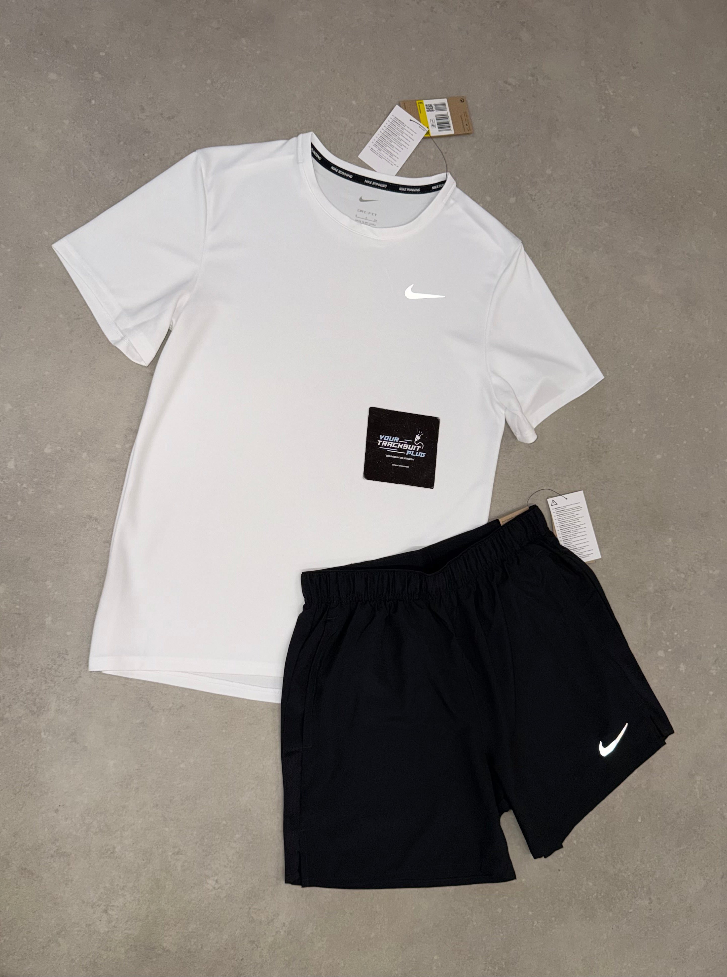NIKE BLACK & WHITE // SUMMER SET