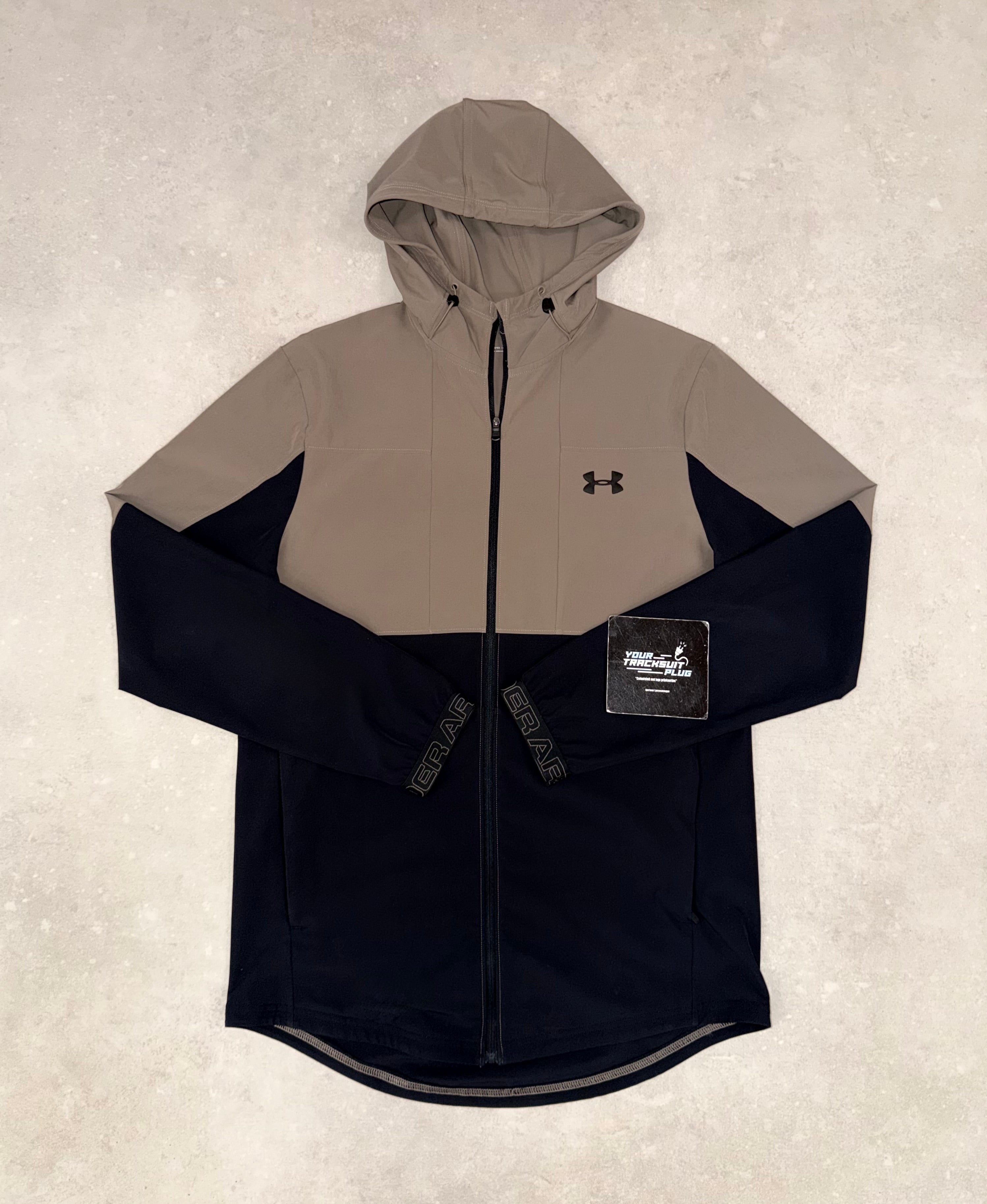 UNDER ARMOUR TRACKSUIT BEIGE & BLACK // VERY EXCLUSIVE