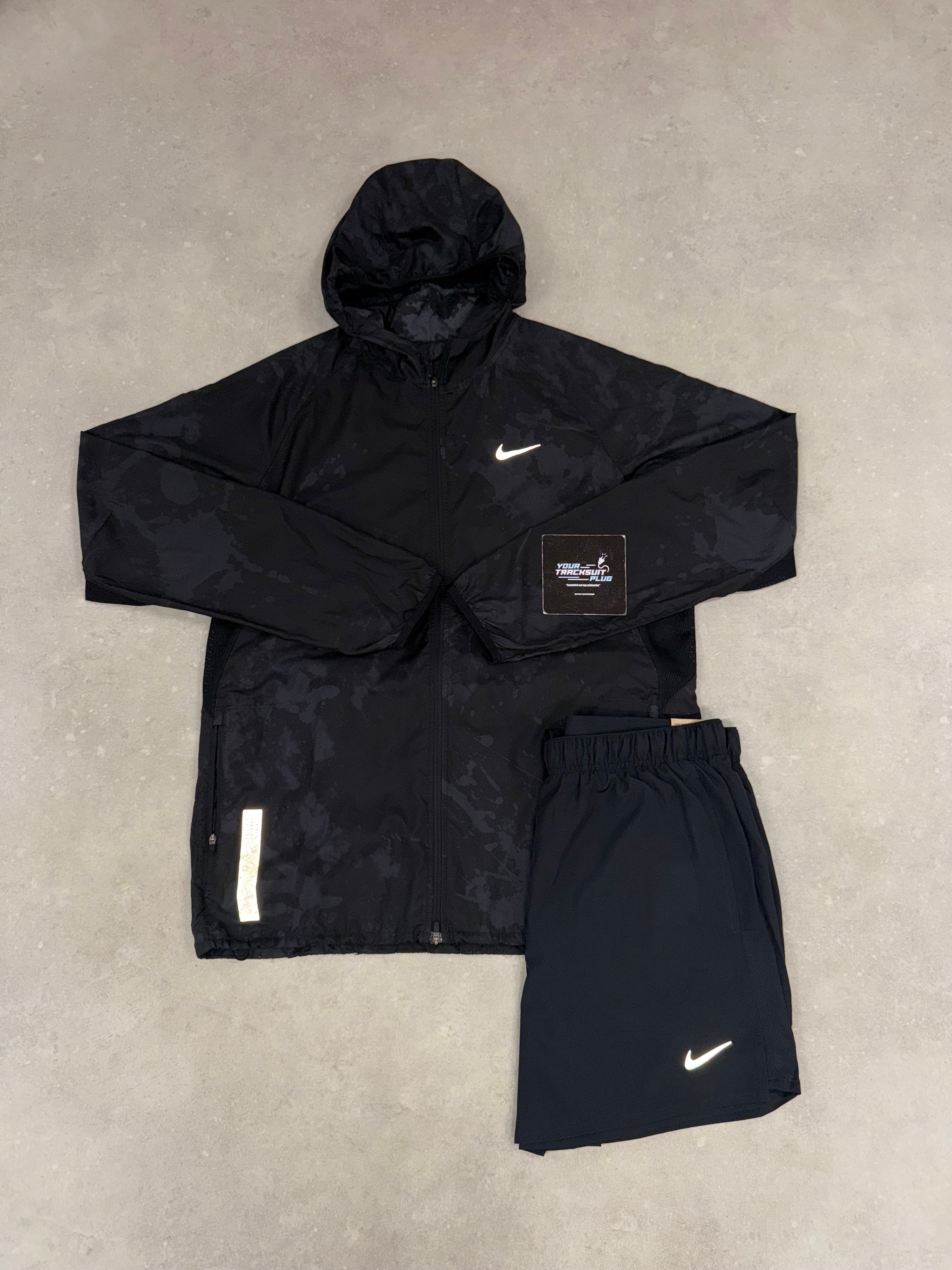 NIKE COMBIDEAL BLACK // MOST EXCLUSIVE