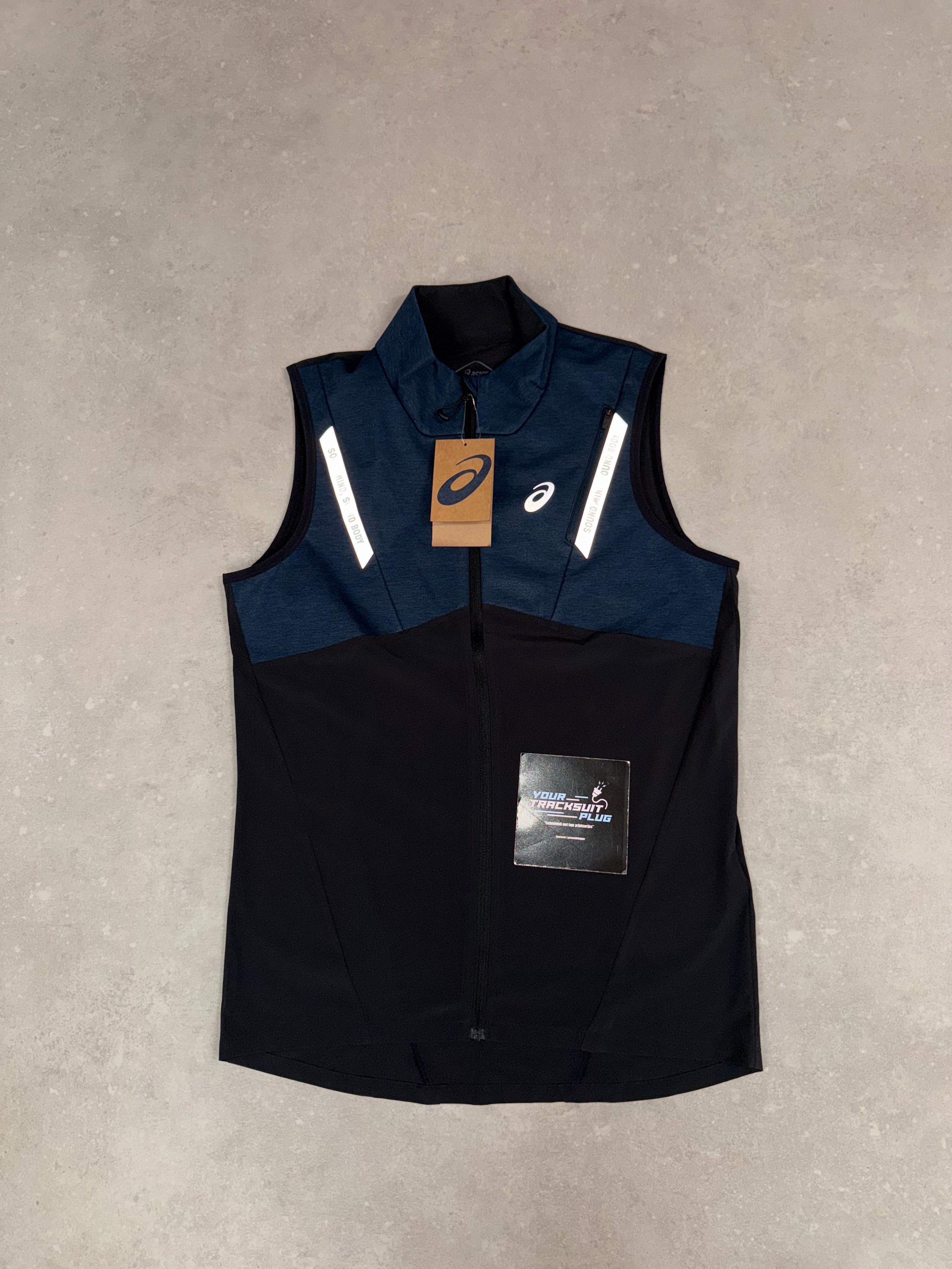 ASICS LITE SHOW BODYWARMER // VERY EXCLUSIVE