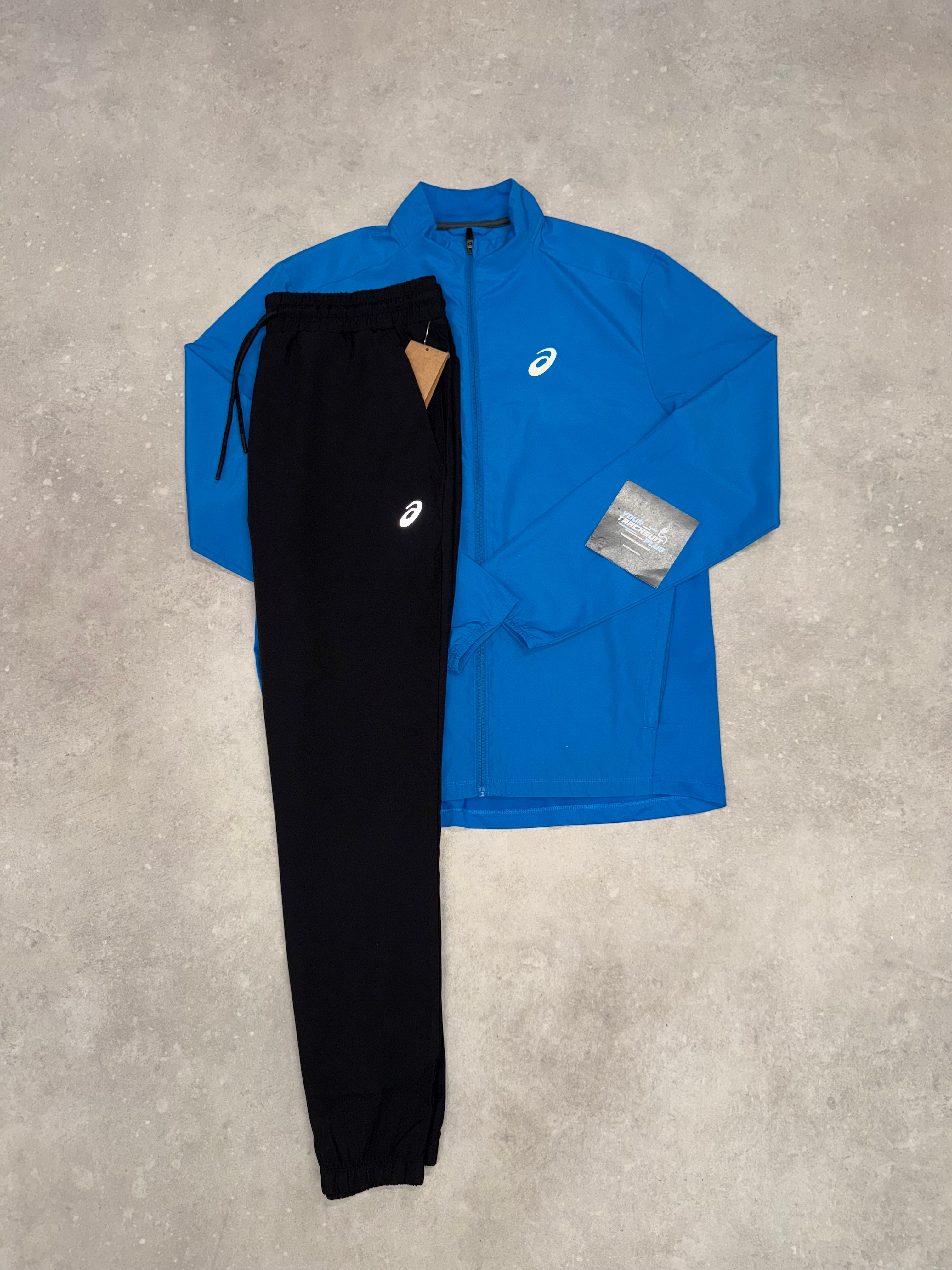ASICS TRACKSUIT // VERY EXCLUSIVE