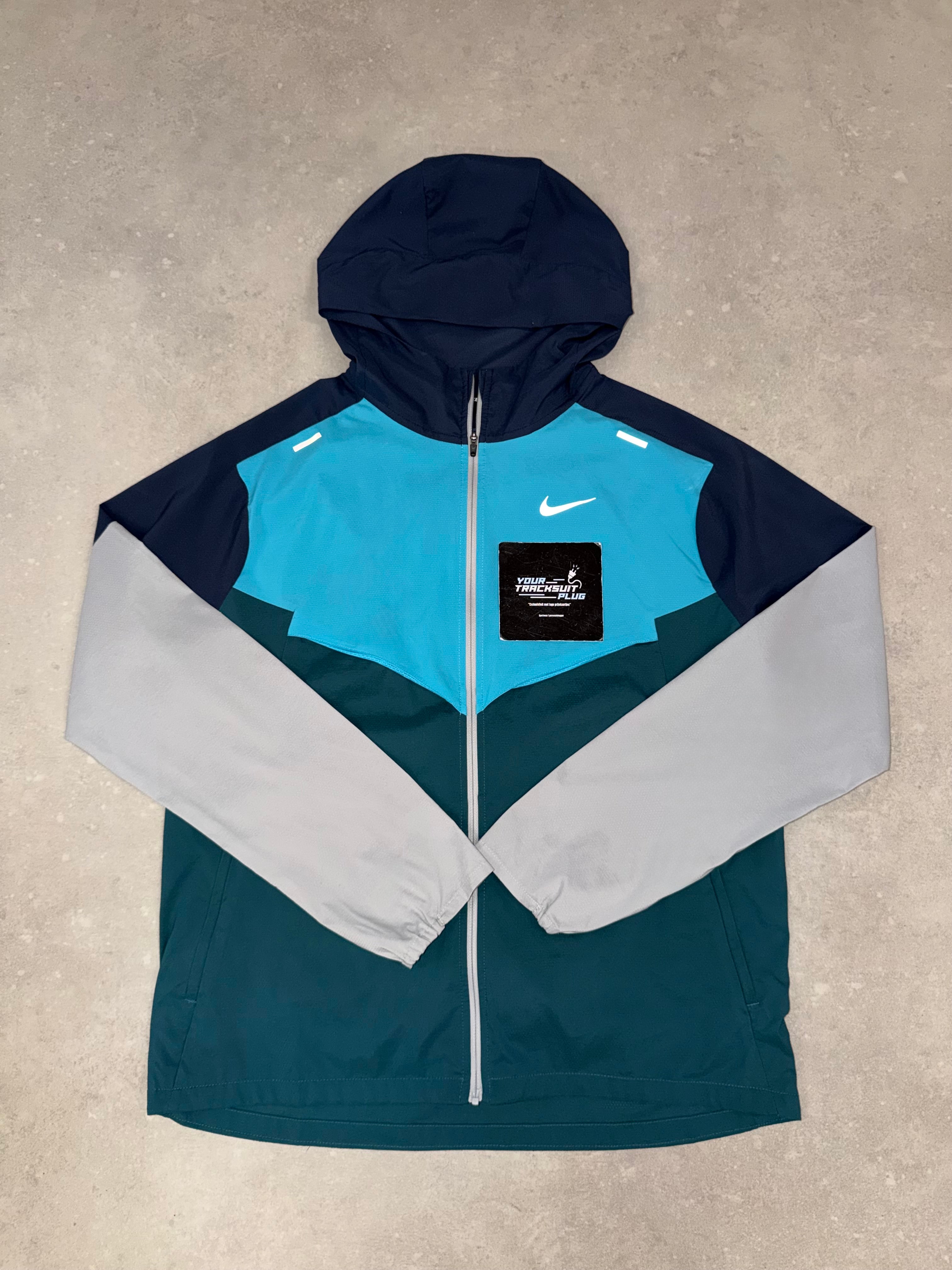 NIKE MILER TRACKSUIT // VERY VERY EXCLUSIVE