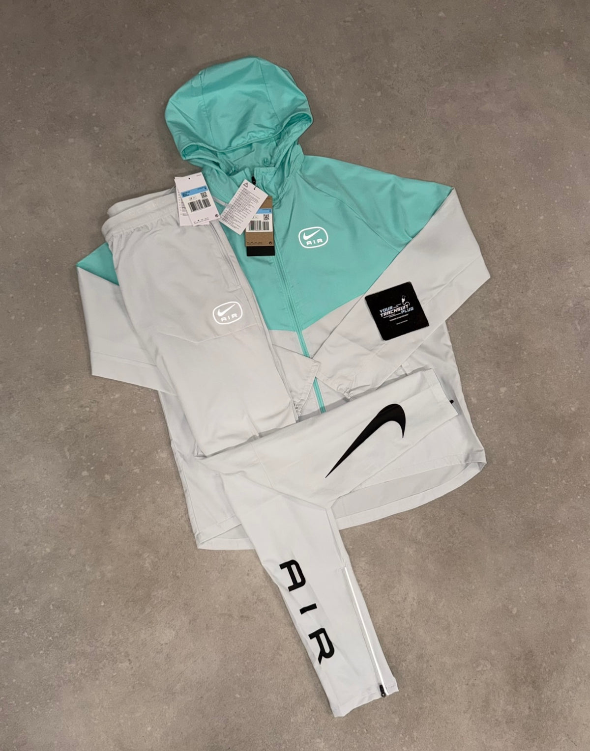 NIKE TRACKSUIT // THE LATEST