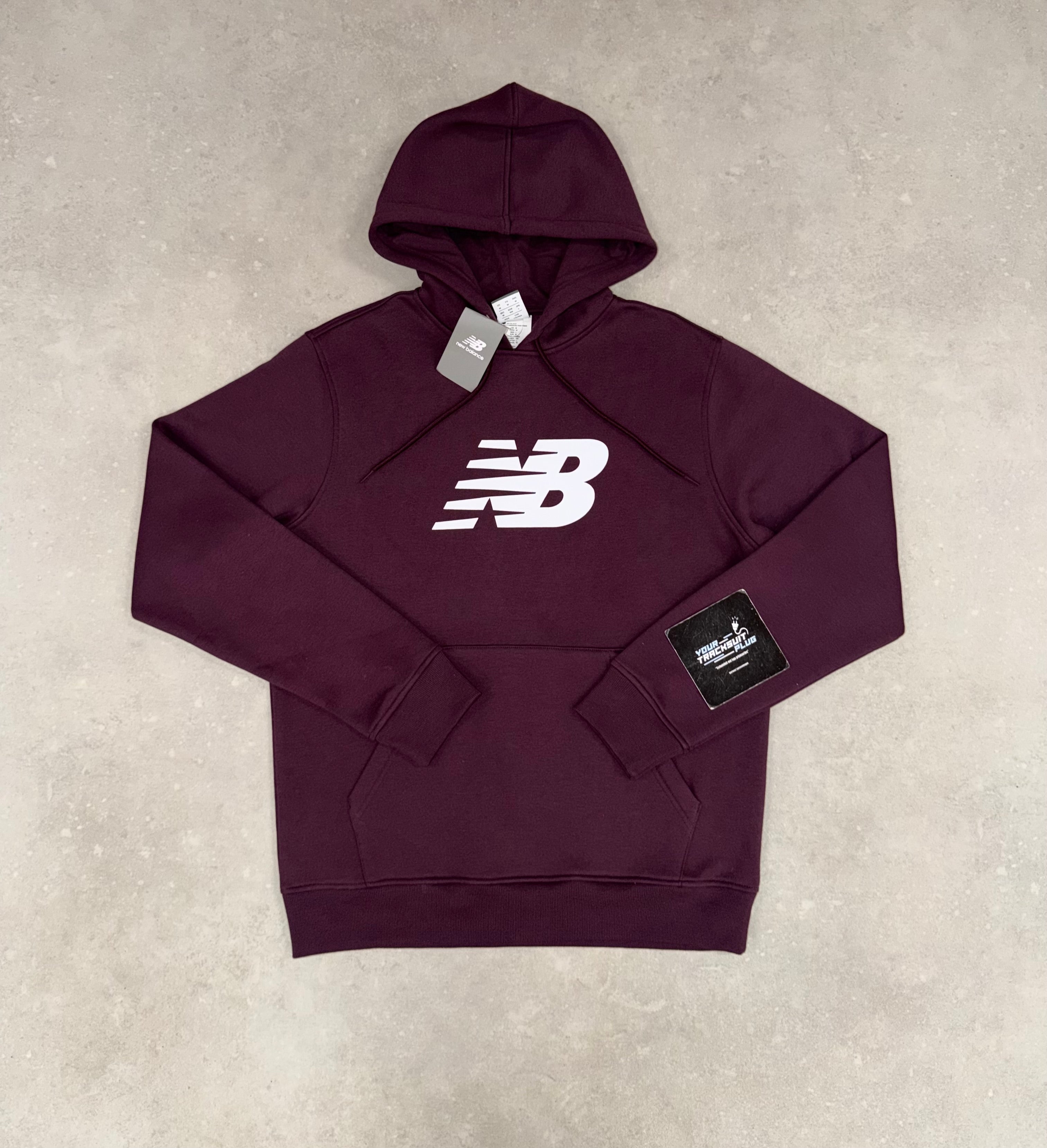 NEW BALANCE TRACKSUIT BORDEAUX // THE LATEST