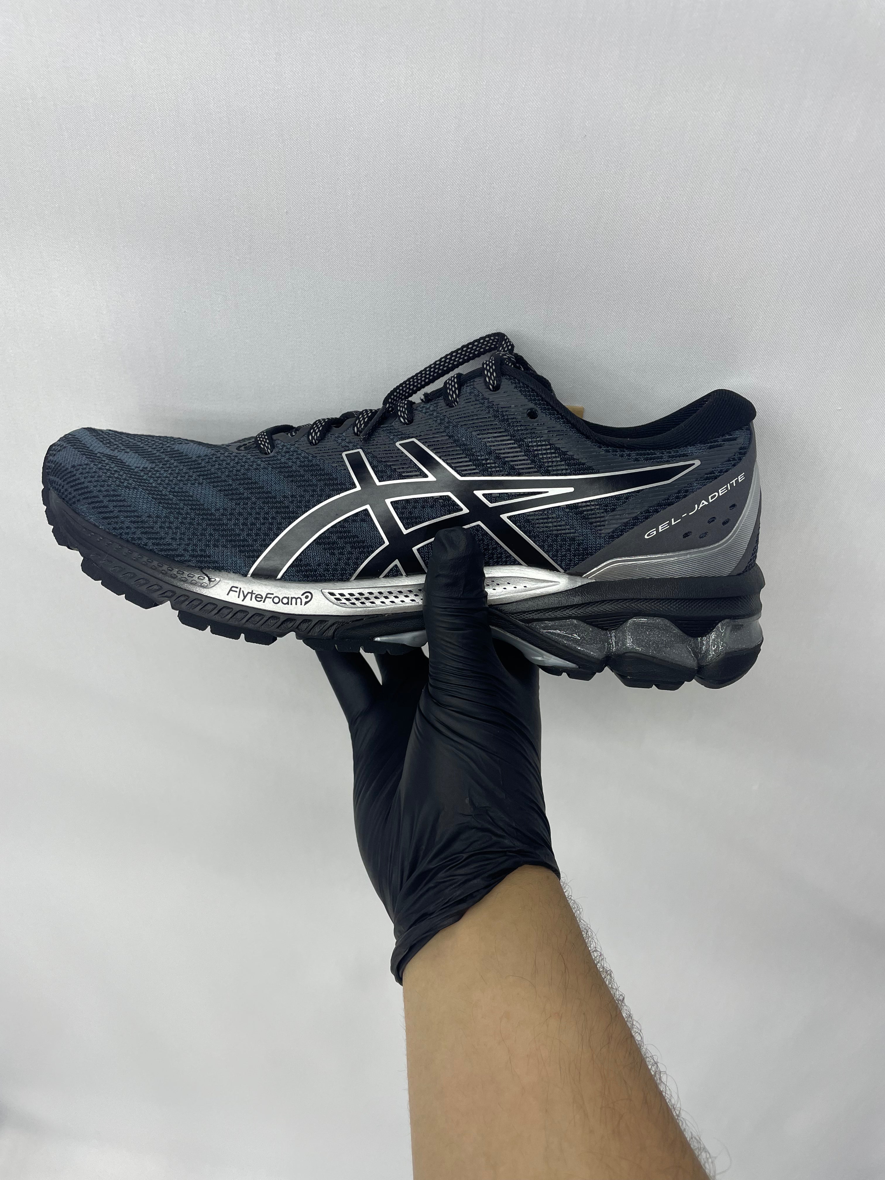 Asics schoenen